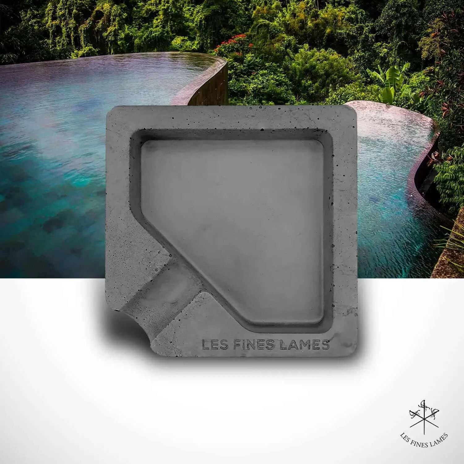 Les Fines Lames MONAD Concrete Ashtray Anthracite