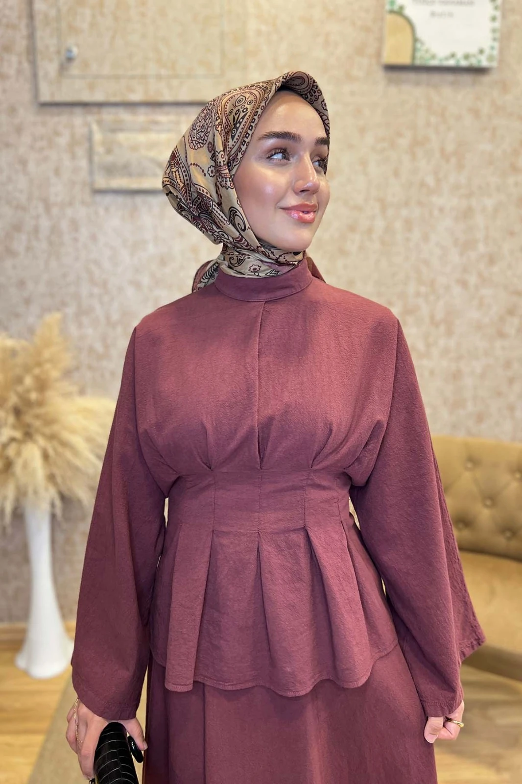 Belden Oturtmalı Etek Takım- Bordo