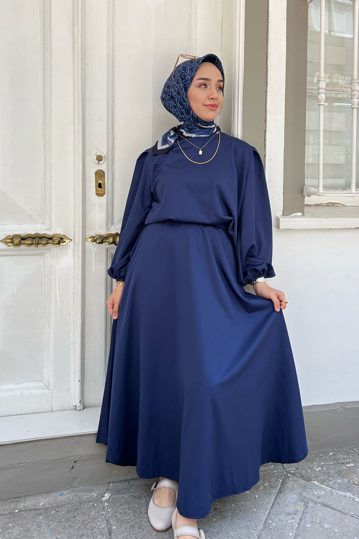 Saten Kumaş Etekli Takım-Lacivert