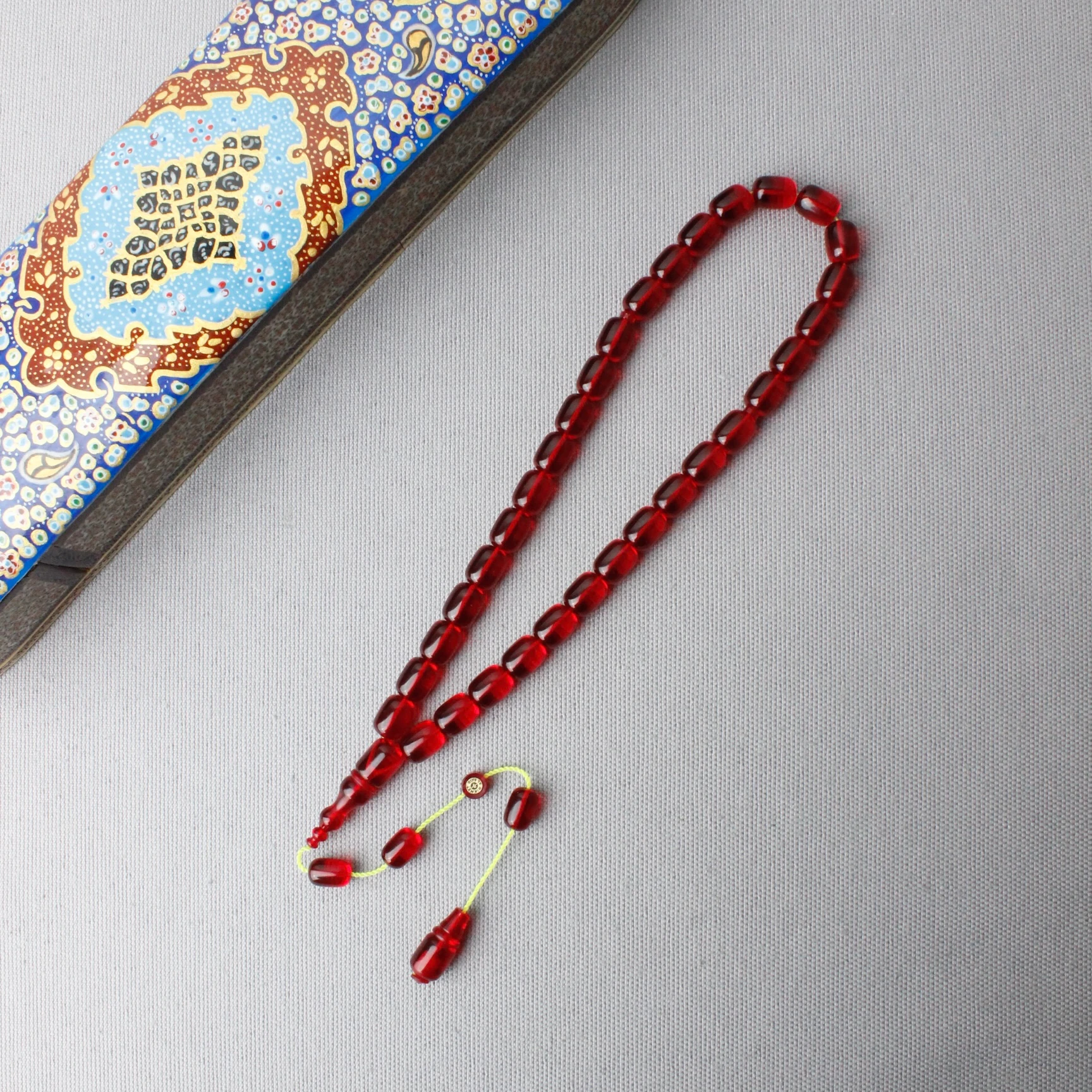 Hikmet Al Said Usta İmzalı Kapsül Kesim Kırmızı Renk Ateş Kehribar Tespih