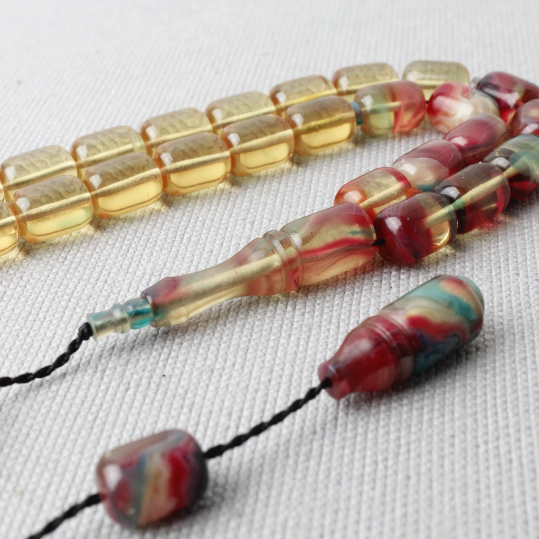 Kemal Kuş Usta İmzalı Hareli Sıkma Kehribar Tespih