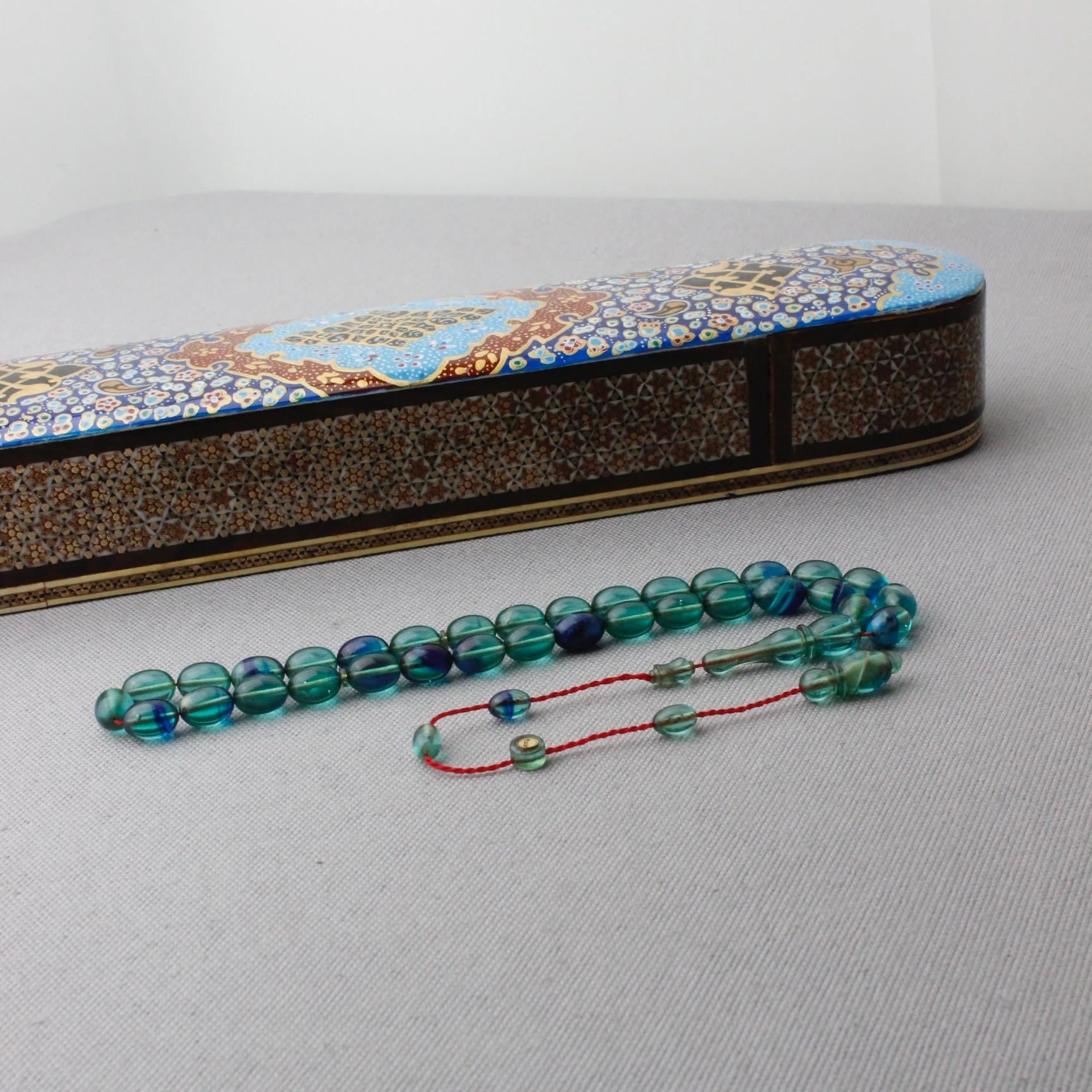 Tacir Usta İmzalı Beyzi Model Sıkma Kehribar Tespih