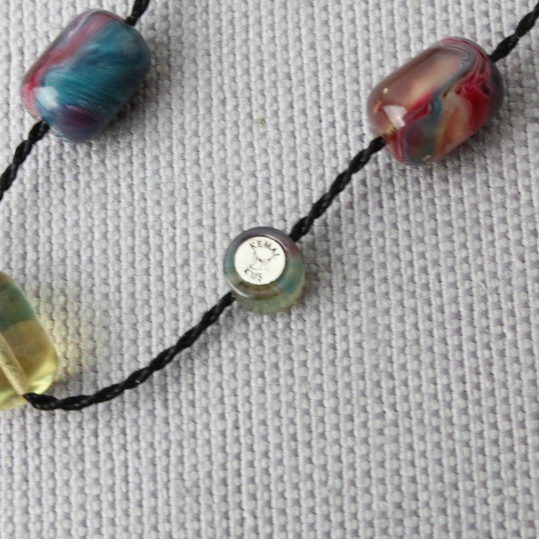 Kemal Kuş Usta İmzalı Hareli Sıkma Kehribar Tespih