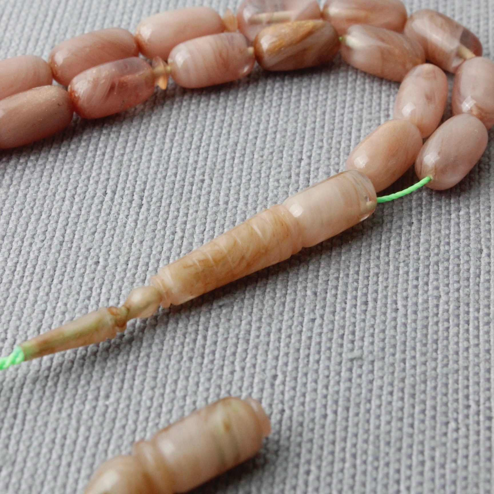 Yoğun Hareli Kapsül Kesim Usta İşçilikli Sıkma Kehribar Tespih