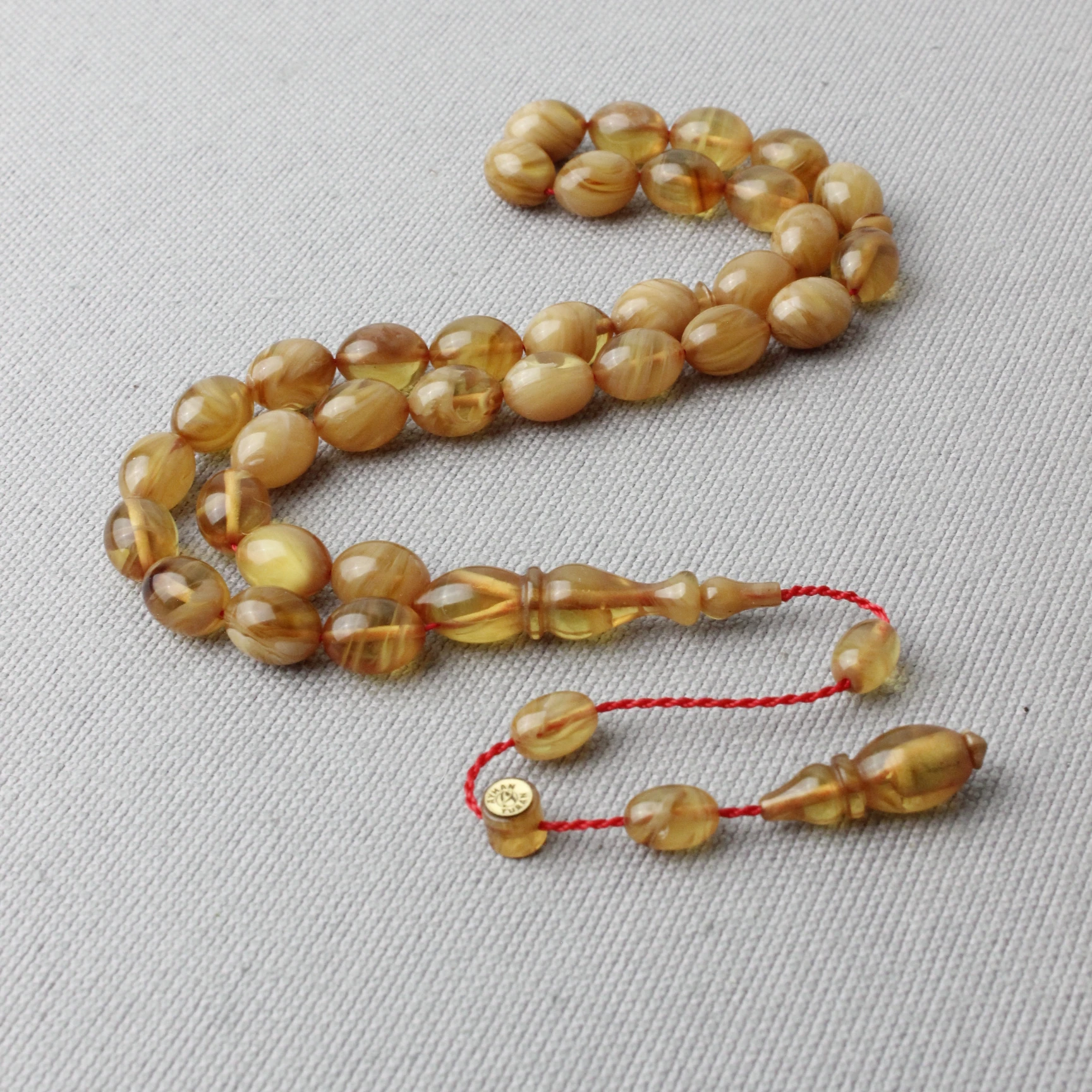 Ayhan Turan Usta İmzalı Beyzi Model Sıkma Kehribar Tespih