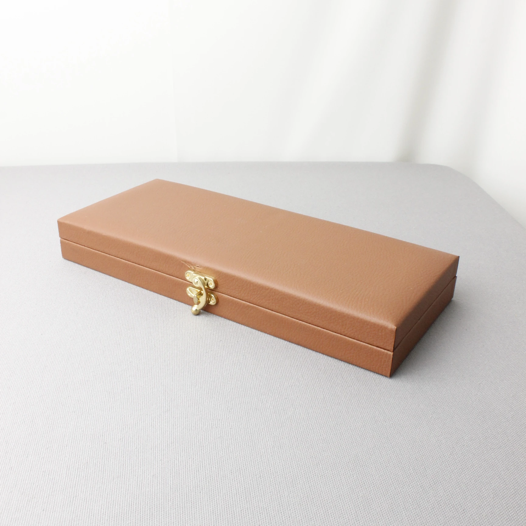 Özel Kutusunda Ham Maddesiyle Tacir Usta İmzalı Sedefli Sıkma Kehribar Tespih