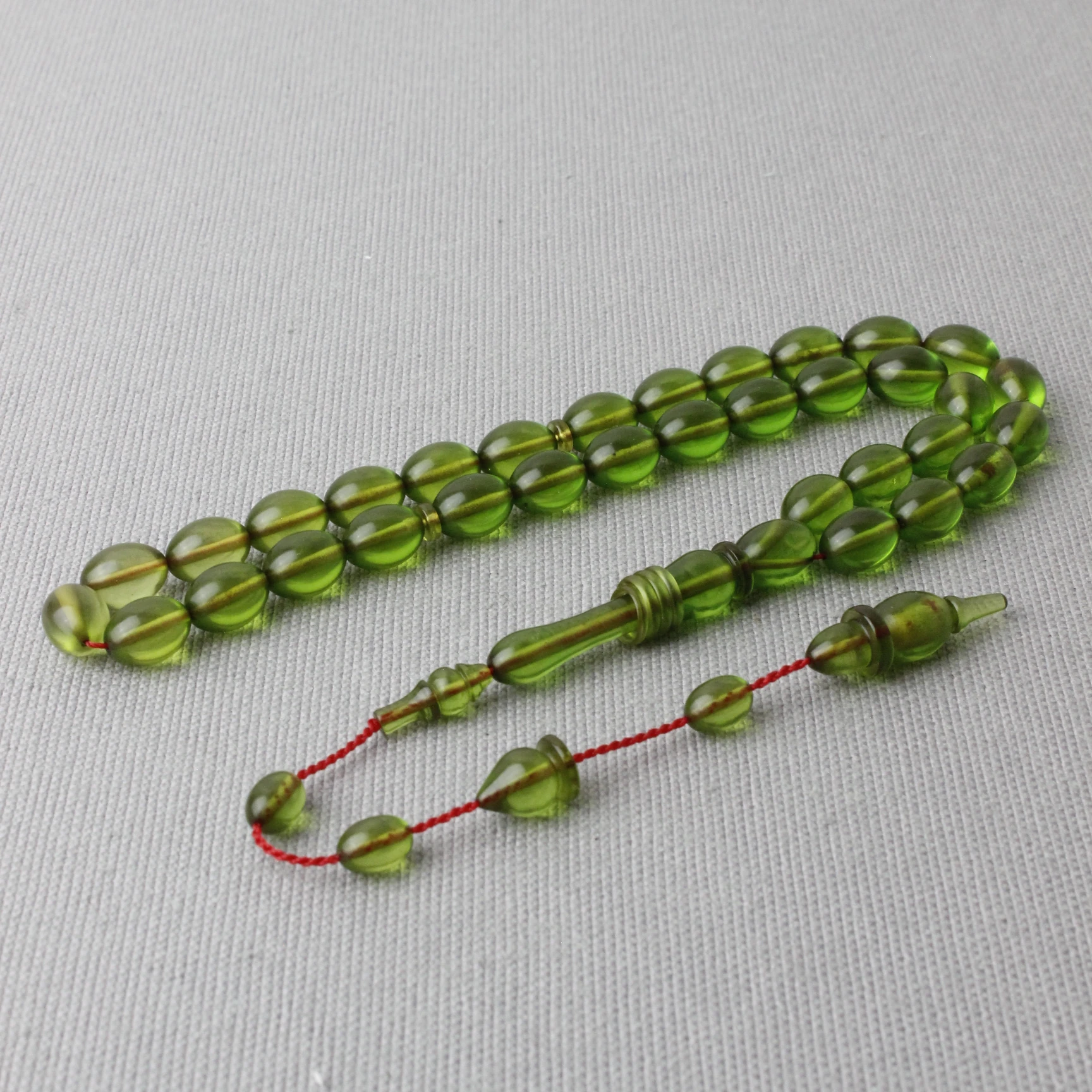 Halkalı İmame Beyzi Model Yeşil Renk Sıkma Kehribar Tespih