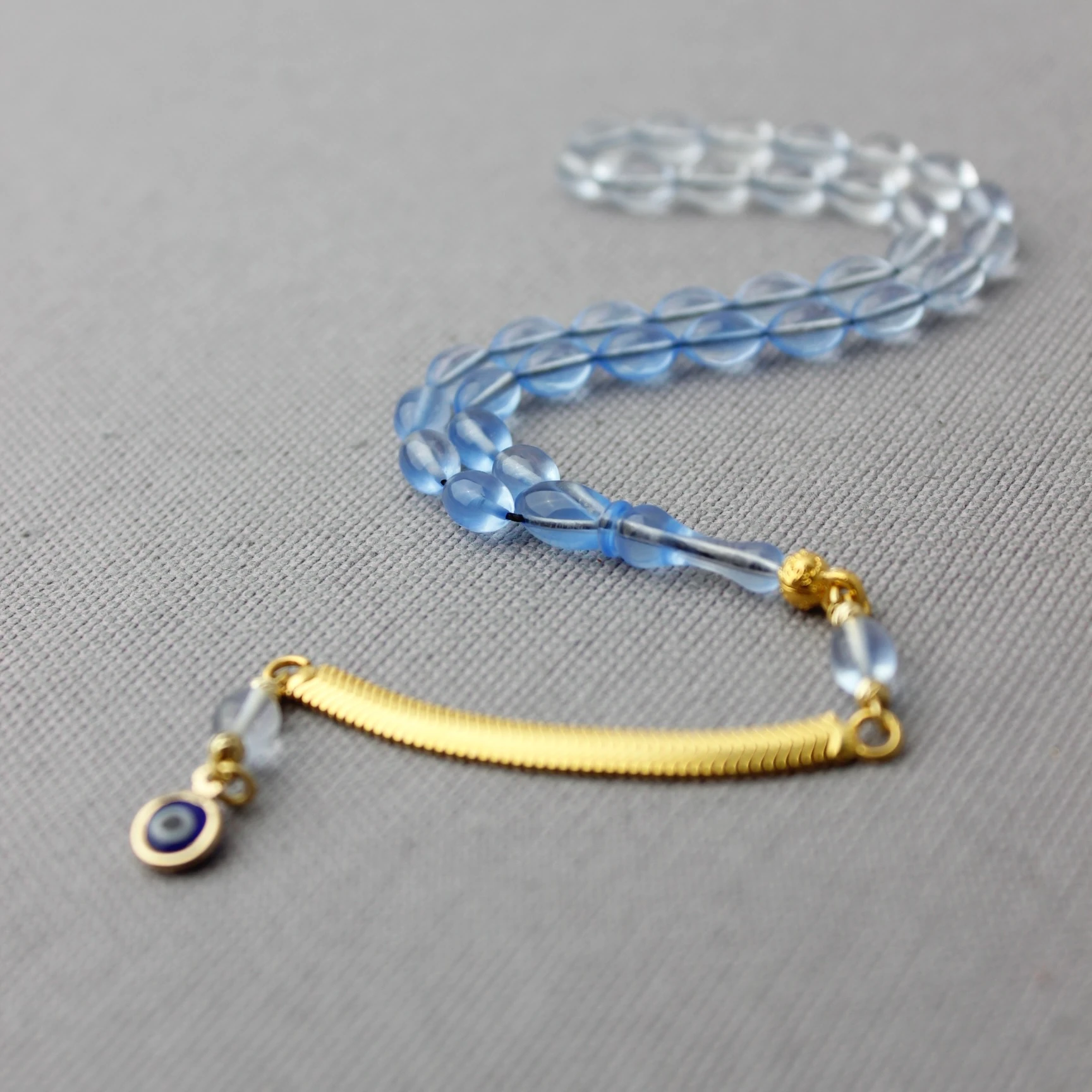 Bürokrat Boy Buz Mavisi Gümüş Püsküllü Bakalit Tespih