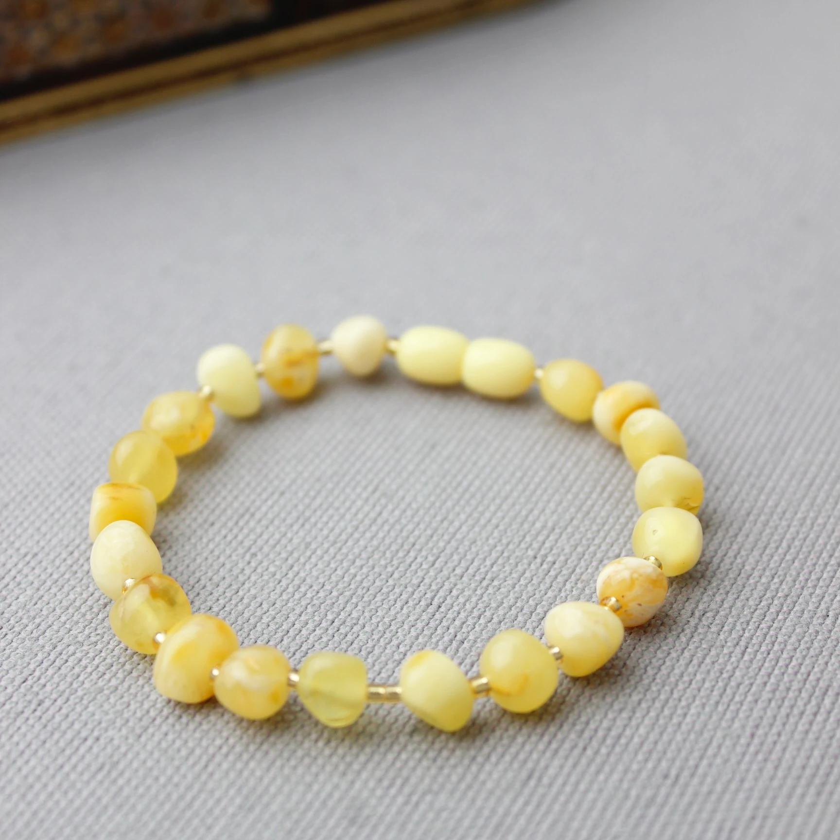 Damla Kehribar Şifa Kaynağı Bileklik