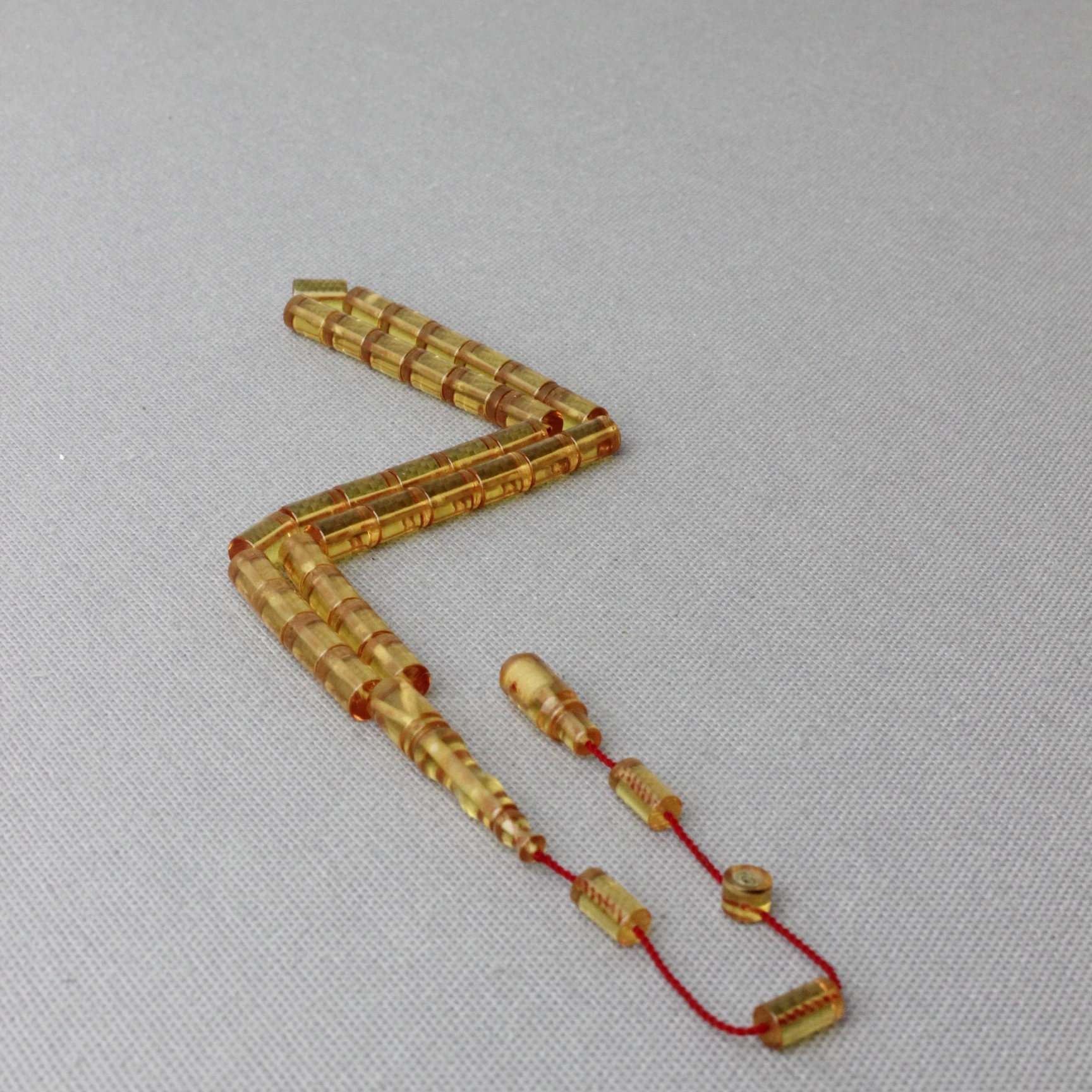 Erkan Çubukcu Usta İmzalı Şeffaf Sarı Kesme Model  Ateş Kehribar Tespih