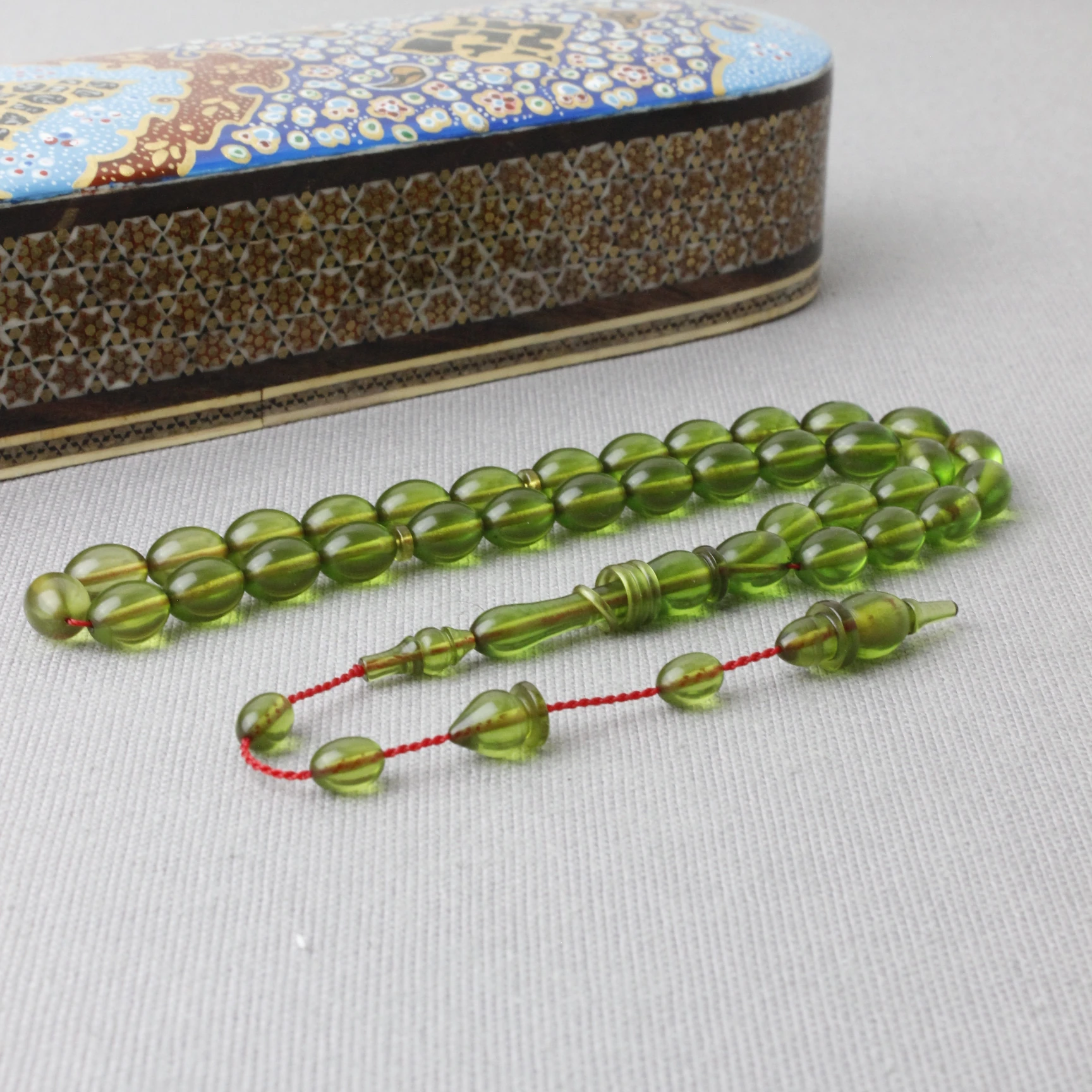 Halkalı İmame Beyzi Model Yeşil Renk Sıkma Kehribar Tespih