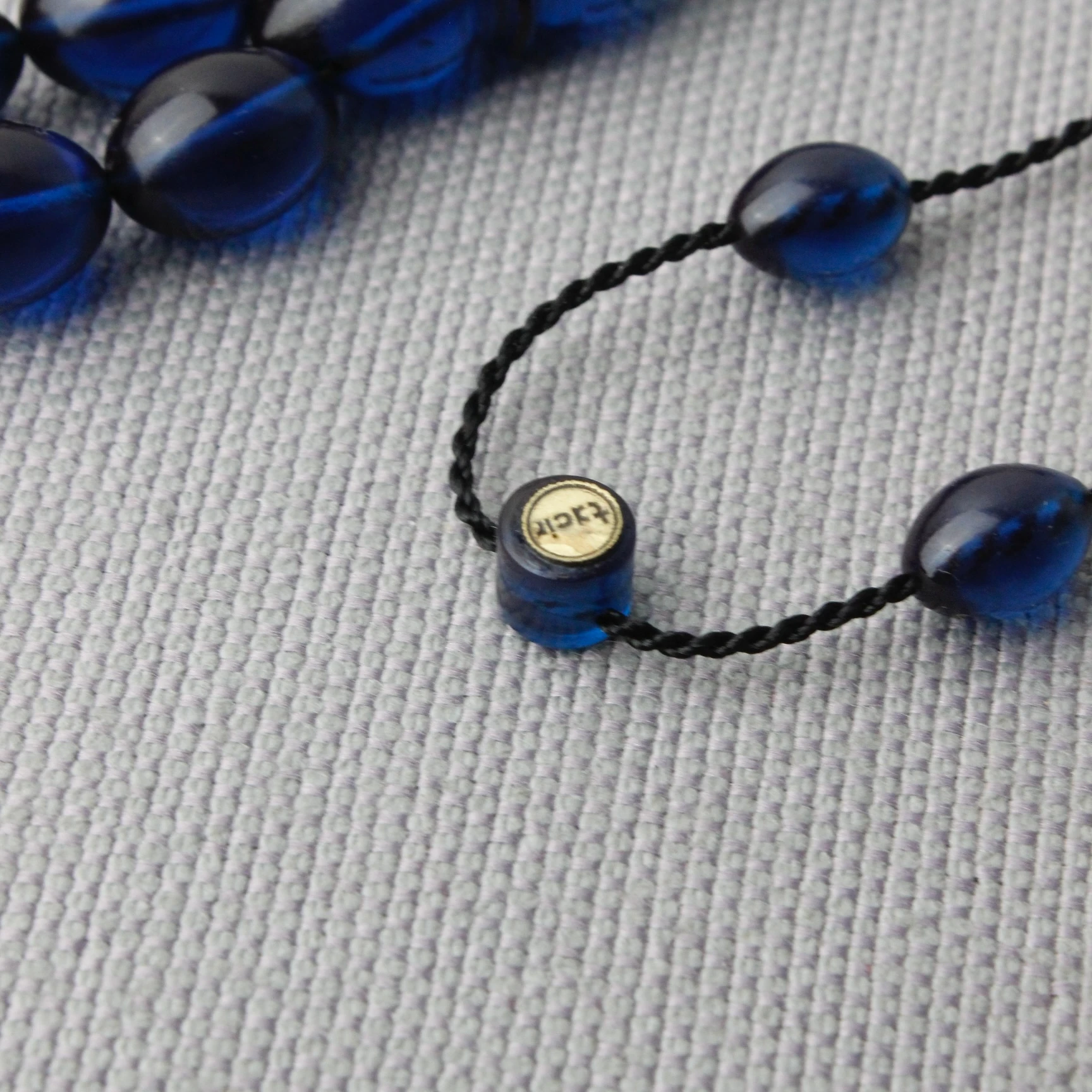 Parlement Mavisi Beyzi Model Tacir Usta İmzalı Sıkma Kehribar Tespih