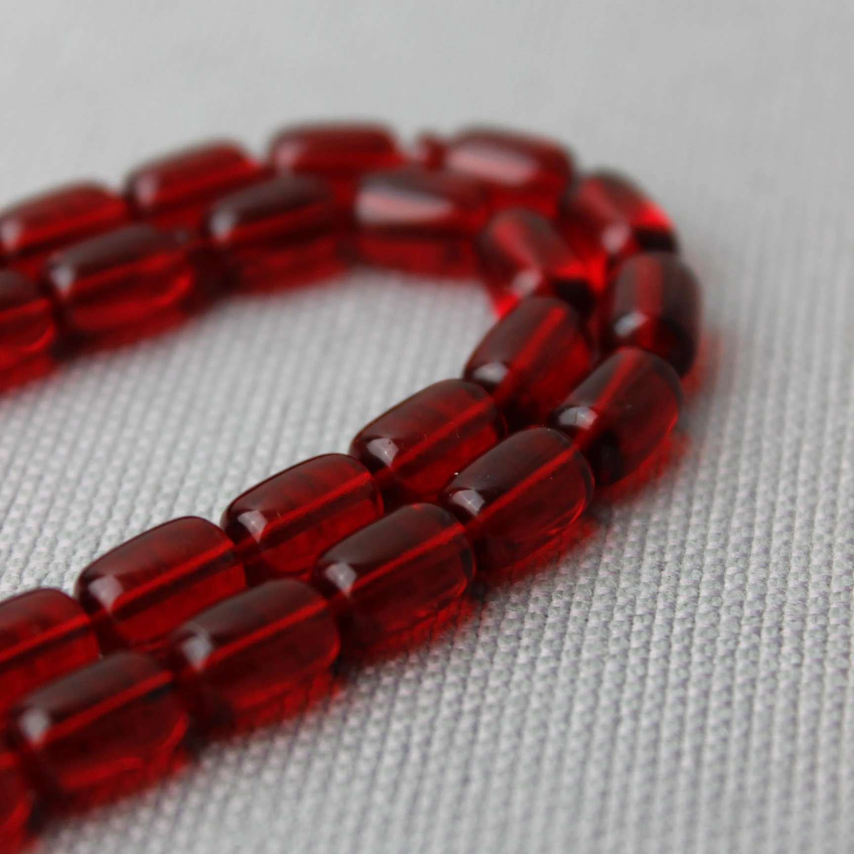 Serkan Başkan Usta İmzalı El Boy Kapsül Kesim Kırmızı Renk Ateş Kehribar Tespih