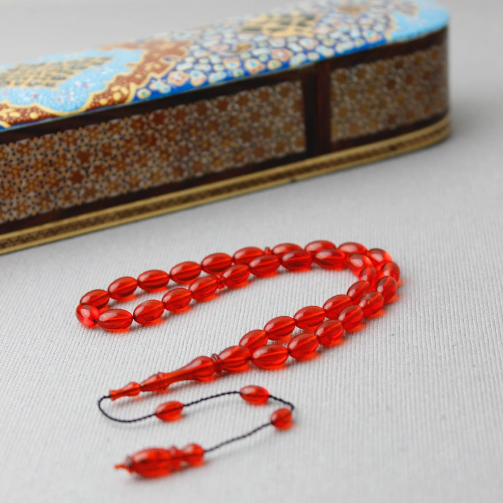 Serkan Başkan Usta İşçiliği Beyzi Model Kırmızı Renk Ateş Kehribar Tespih