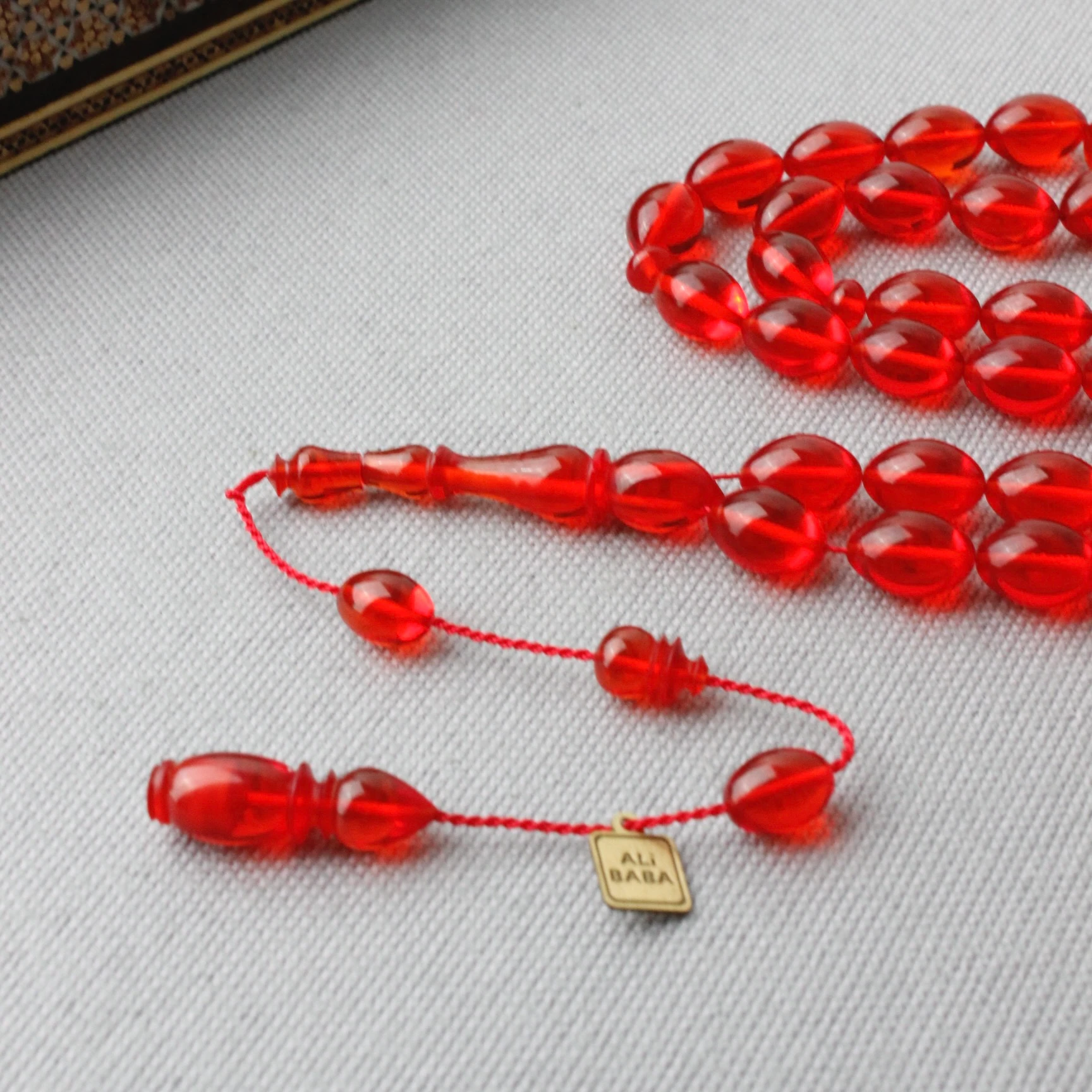 Ali Baba Usta İmzalı Beyzi Model Kırmızı Renk Ateş Kehribar Tespih