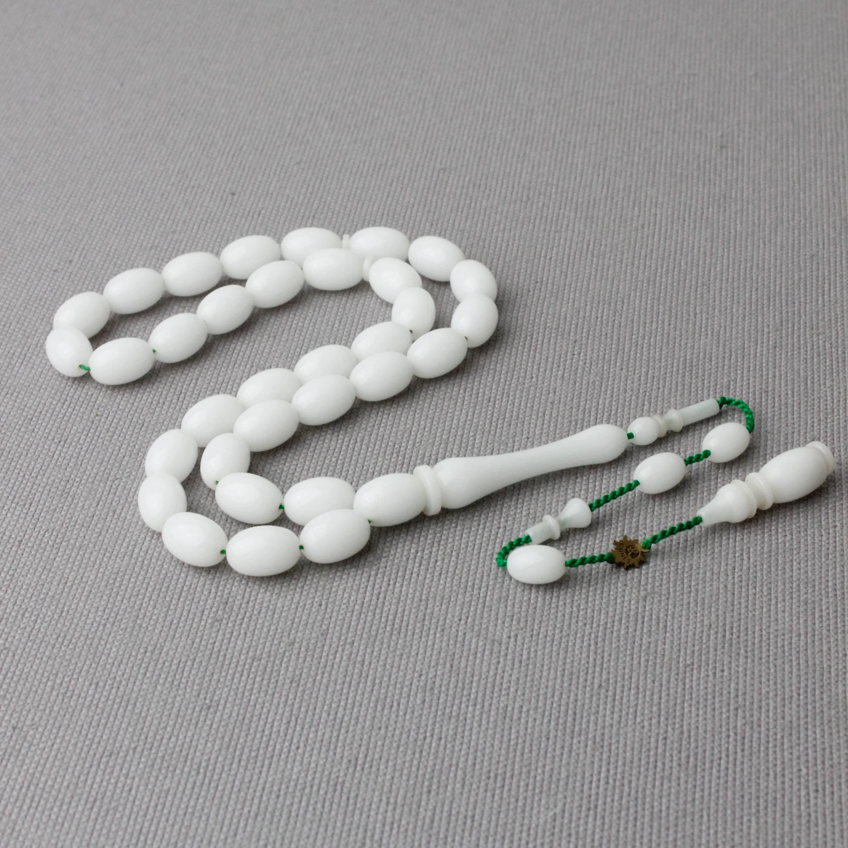 Ramazan Güneş Usta İmzalı Kar Beyaz Renkte Katalin Tespih