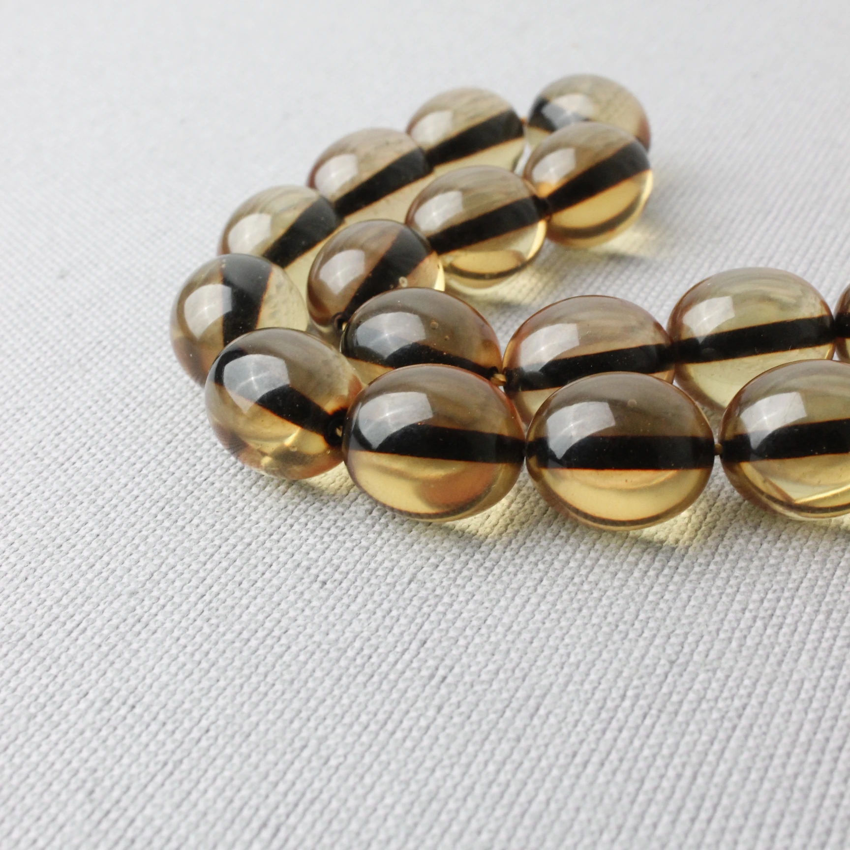 Efe Boy Tombul Beyzi Şeffaf Ateş Kehribar Tespih