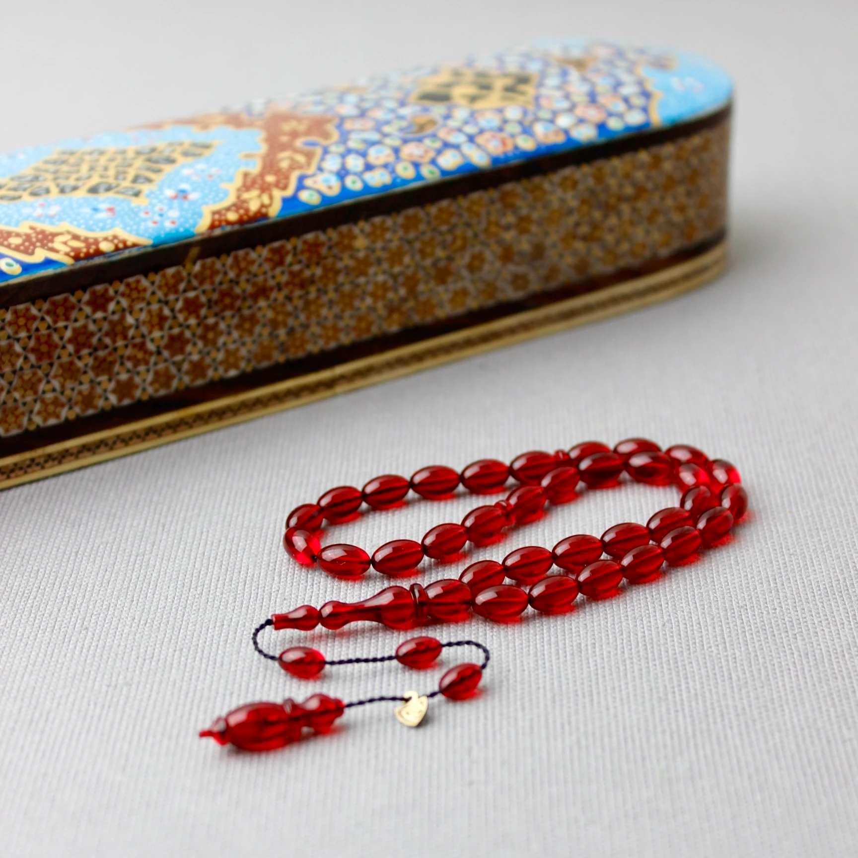 Serkan Başkan Usta İmzalı Beyzi Model Kırmızı Renk Ateş Kehribar Tespih