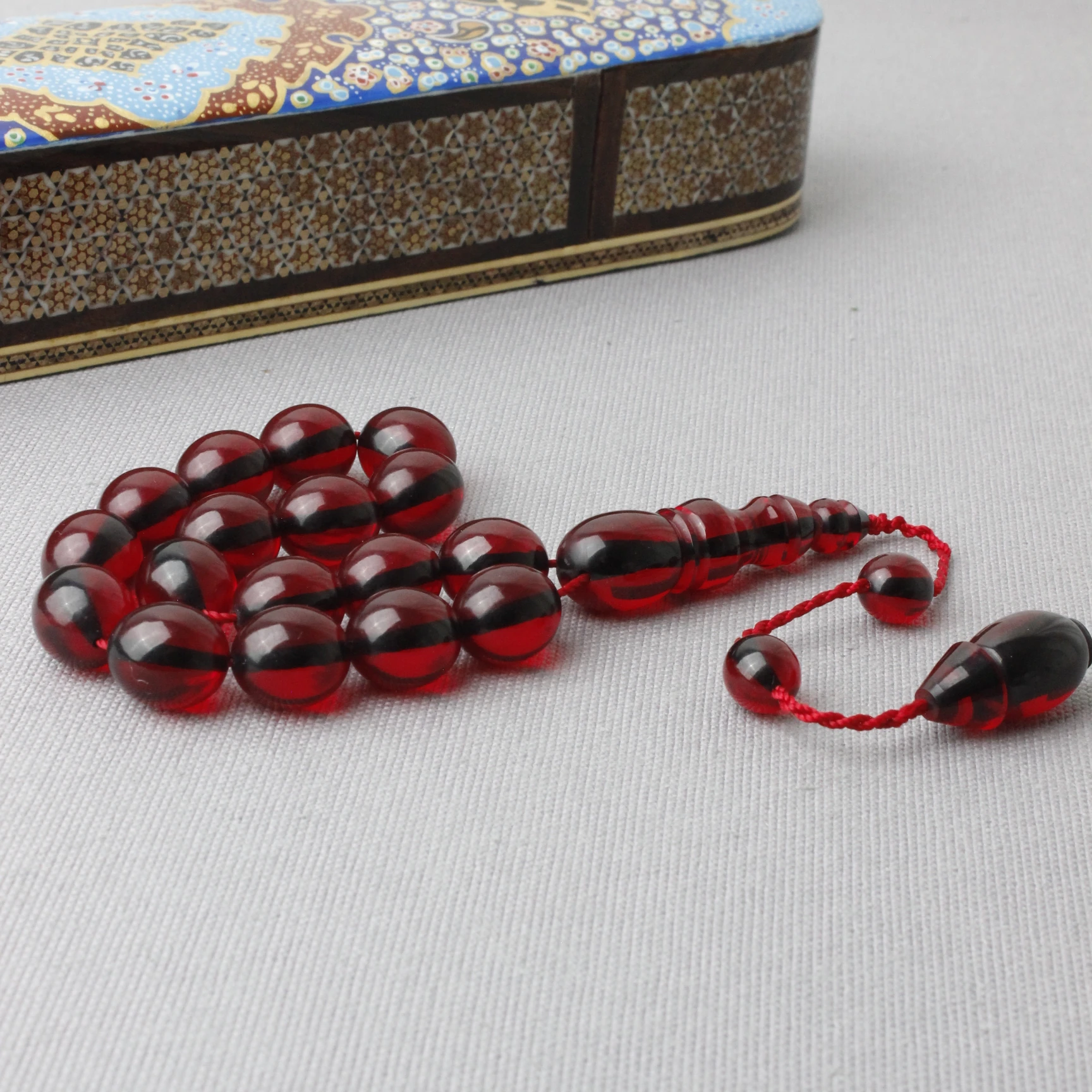 Efe Boy Kırmızı Renk Ateş Kehribar Tespih 