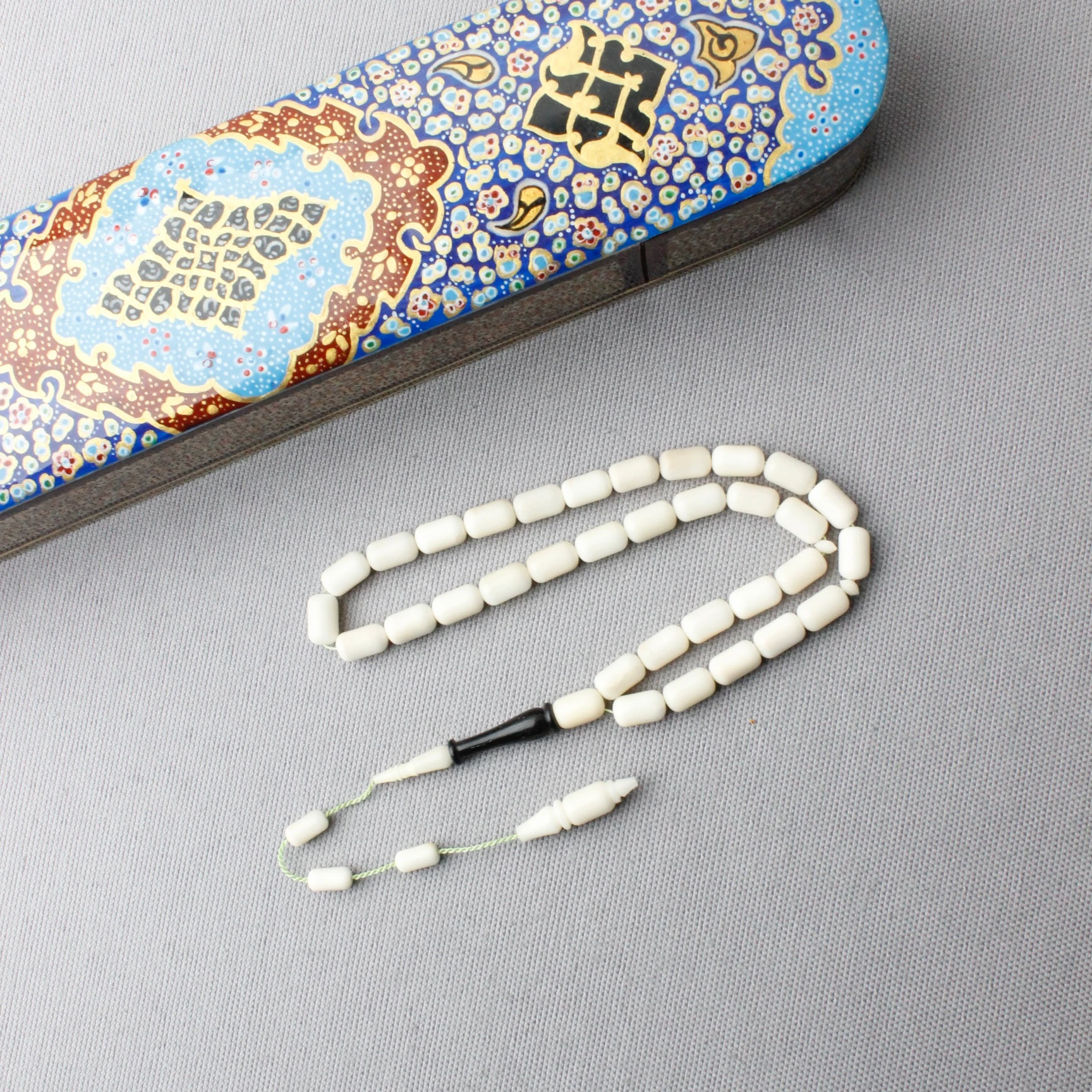 Abanoz Kombinli Doğal Narçıl Kapsül Kesim Tespih