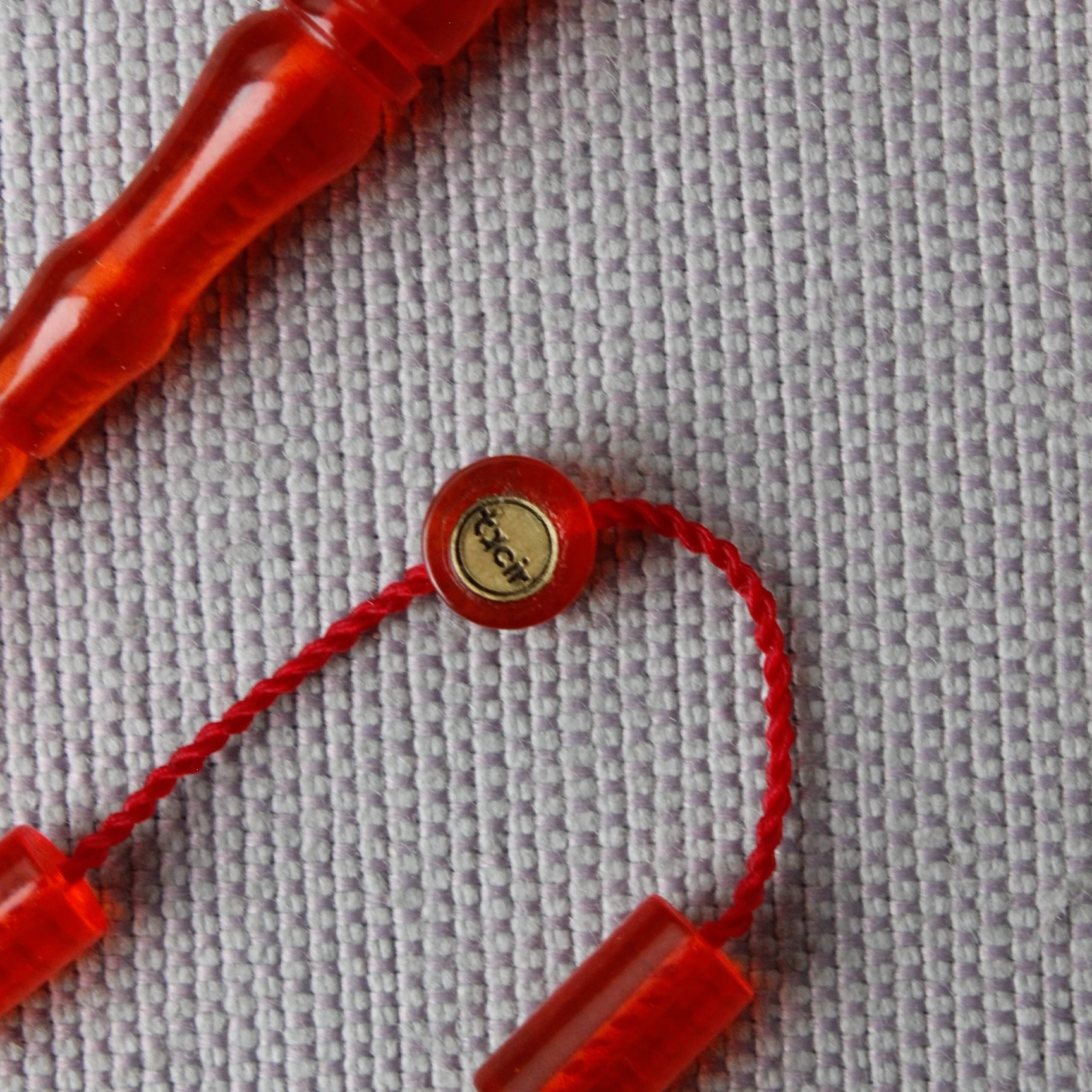 Tacir Usta İmzalı Kesme Model Kırmızı Renk Sıkma Kehribar Tespih