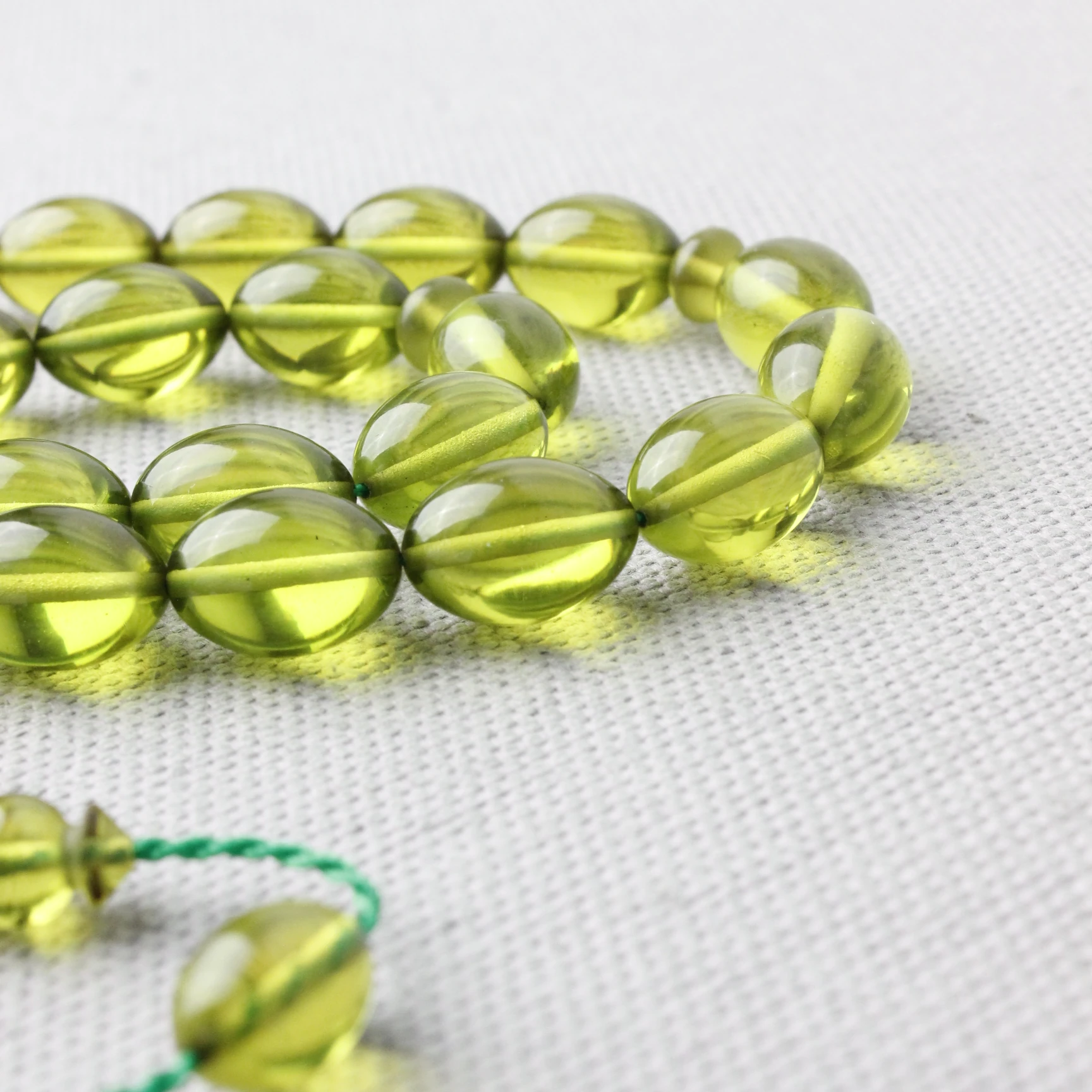 Ali Fidan Usta İmzalı Beyzi Model Yeşil Renk Ateş Kehribar Tespih