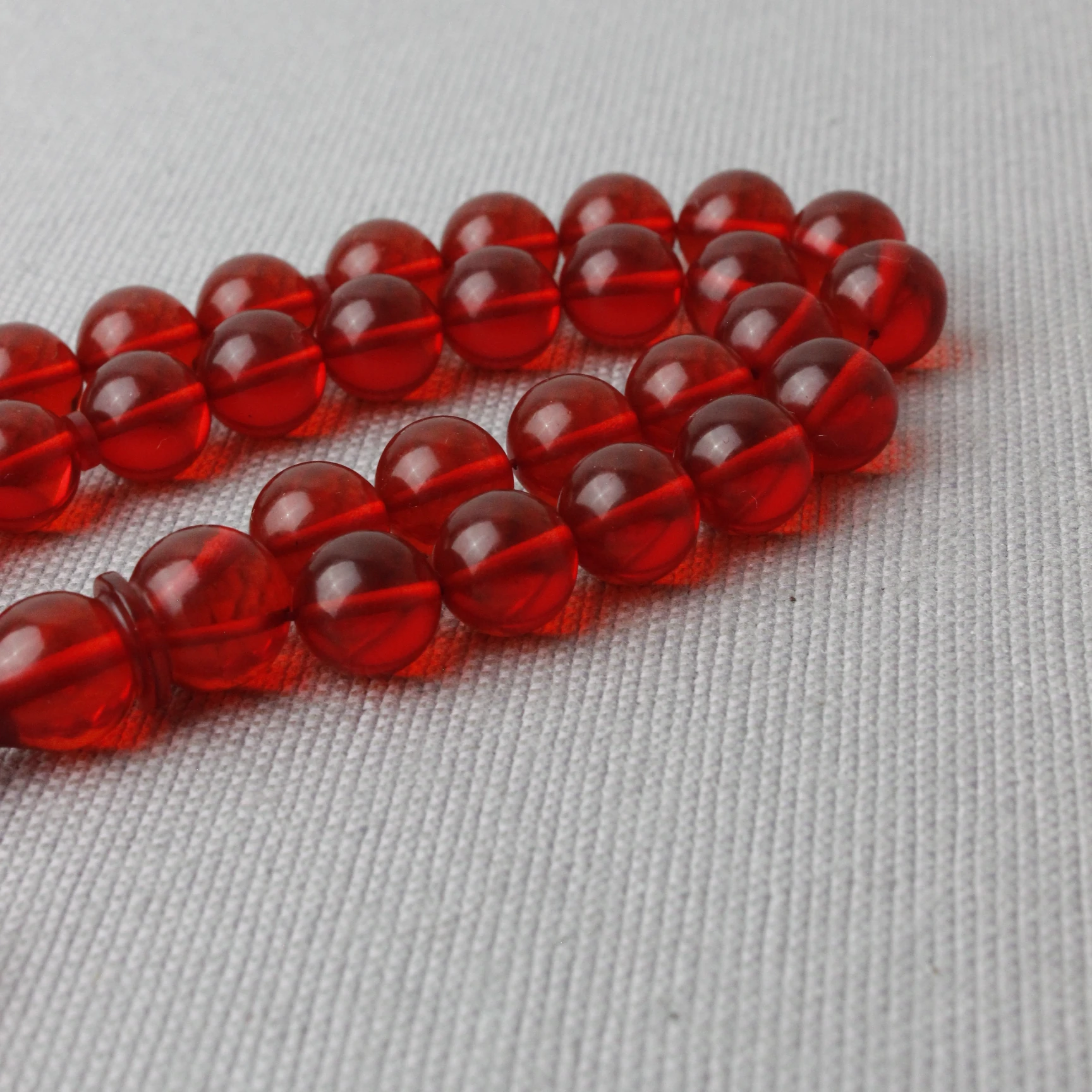 Tacir Usta İmzalı Küre Kesim Kırmızı Renk Ateş Kehribar Tespih