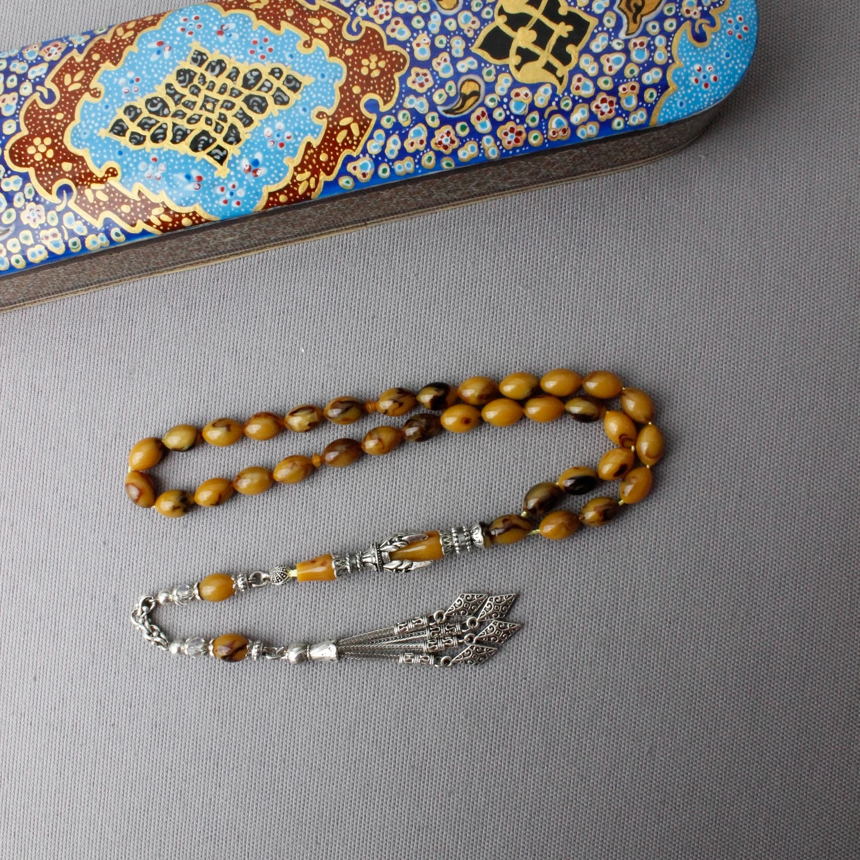 Nakkaş İmame Beyzi Model Sıkma Kehribar Tespih