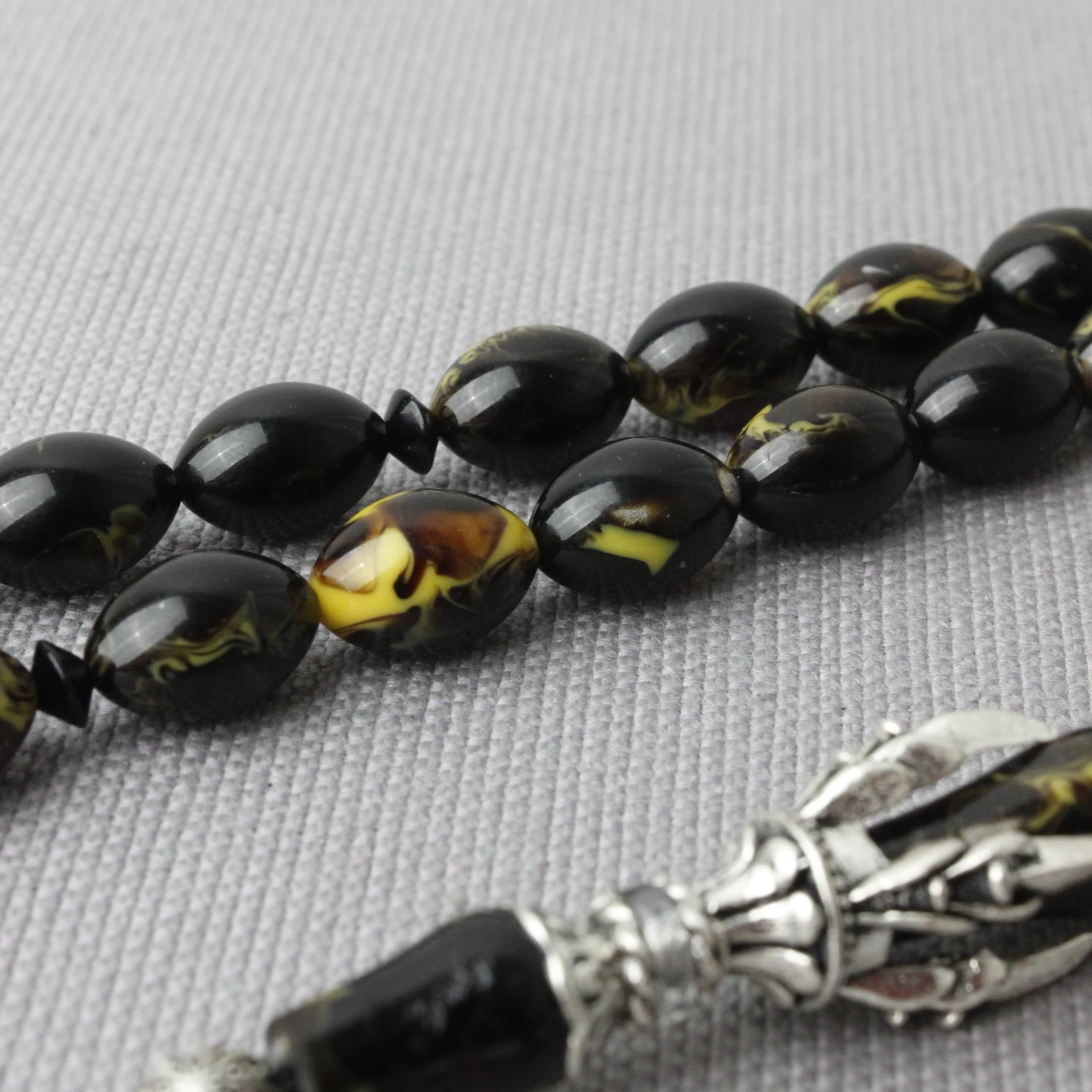 Nakkaş İmame Beyzi Model Sıkma Kehribar Tespih