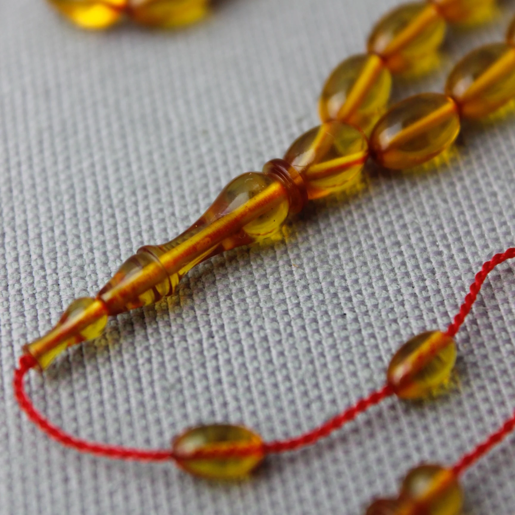 Bal Rengi Serkan Başkan Usta İşçiliği El Boy Ateş Kehribar Tespih