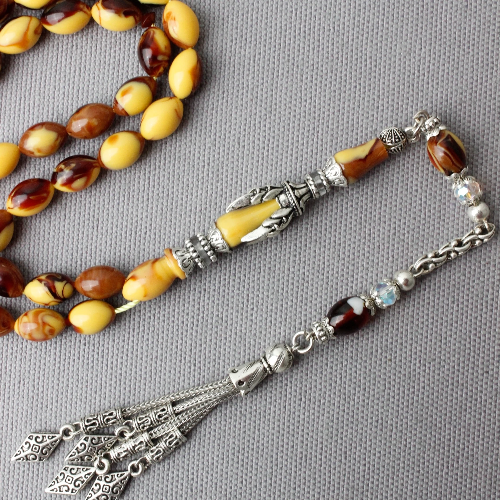 Nakkaş İmame Beyzi Model Sıkma Kehribar Tespih