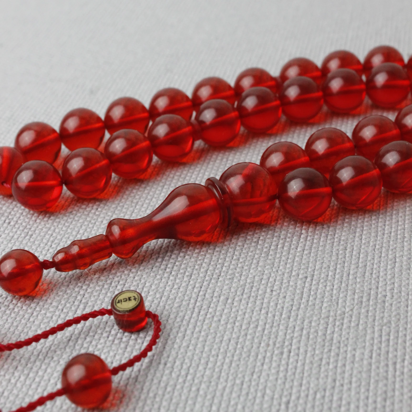 Tacir Usta İmzalı Küre Kesim Kırmızı Renk Ateş Kehribar Tespih