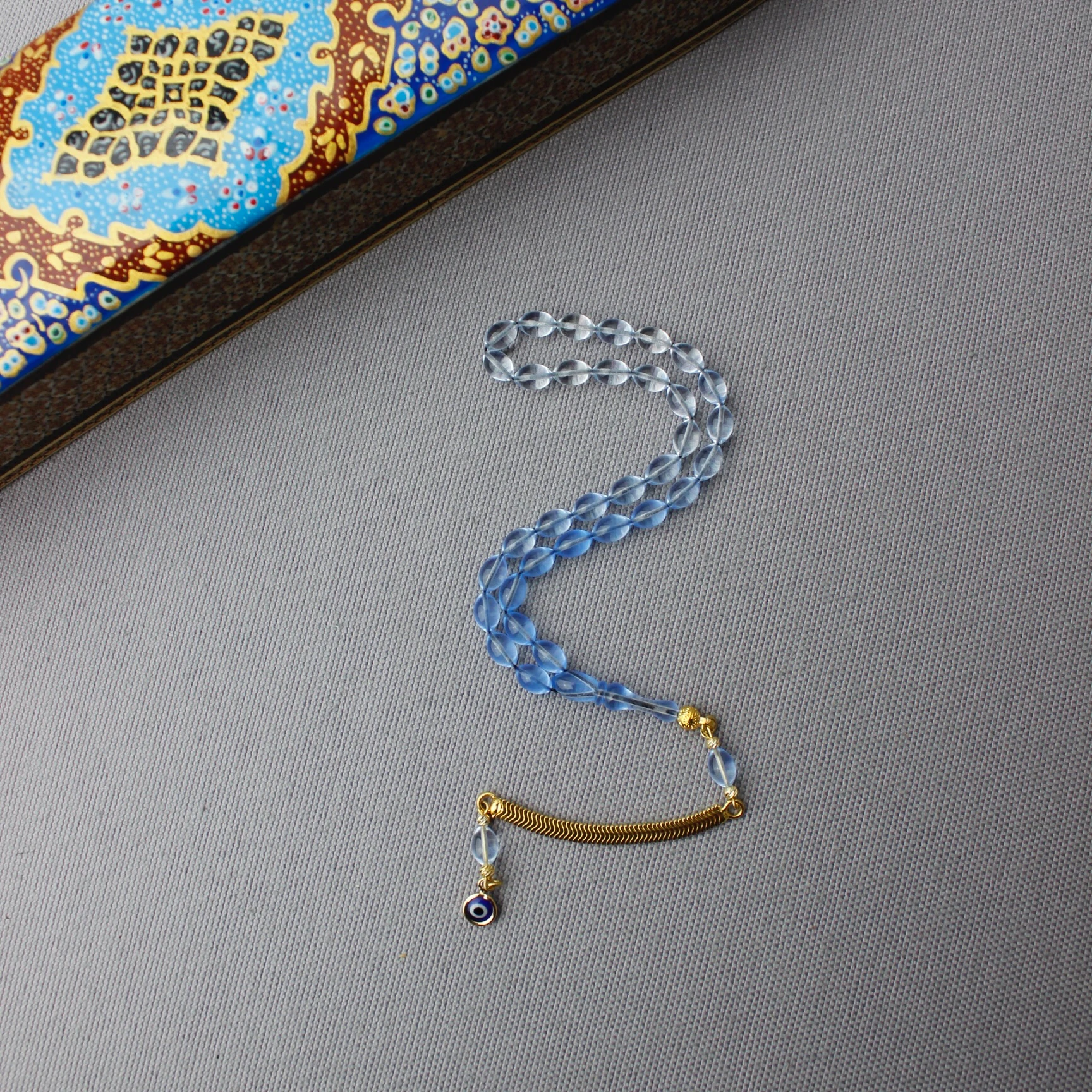 Bürokrat Boy Buz Mavisi Gümüş Püsküllü Bakalit Tespih