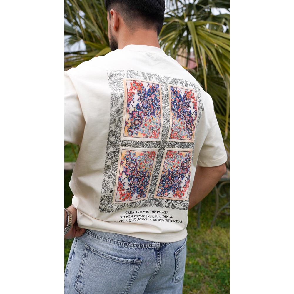 Etnik Desen Oversize Baskılı Tişört