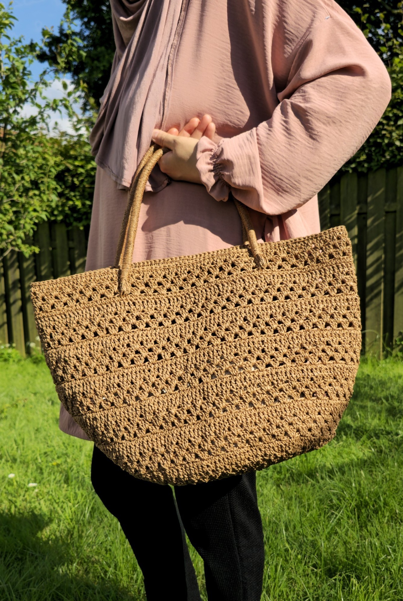 Handgemachte Häkeltasche aus Papiergarn Sommertasche 
