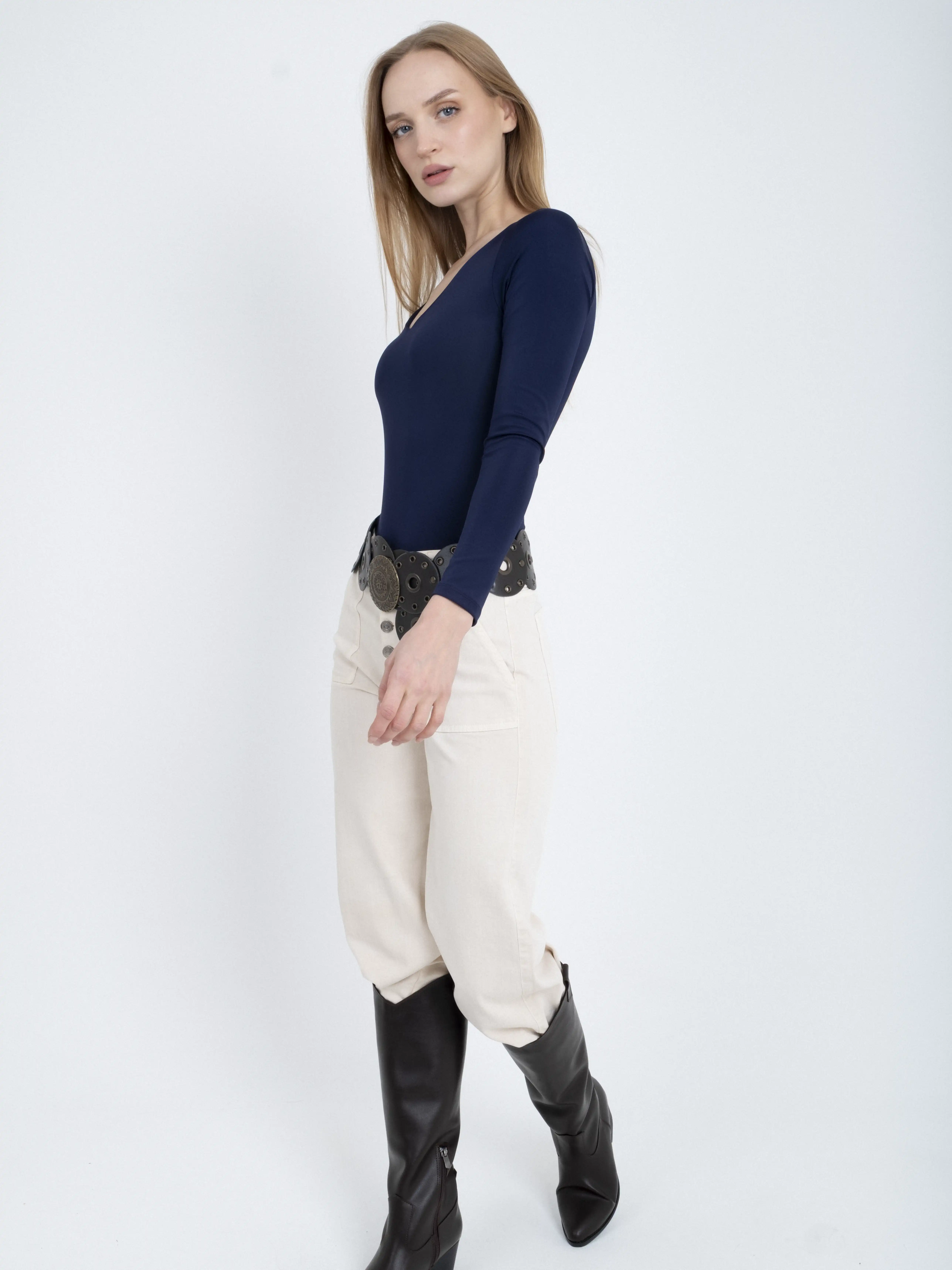 V Yaka Uzun Kollu Bodysuit