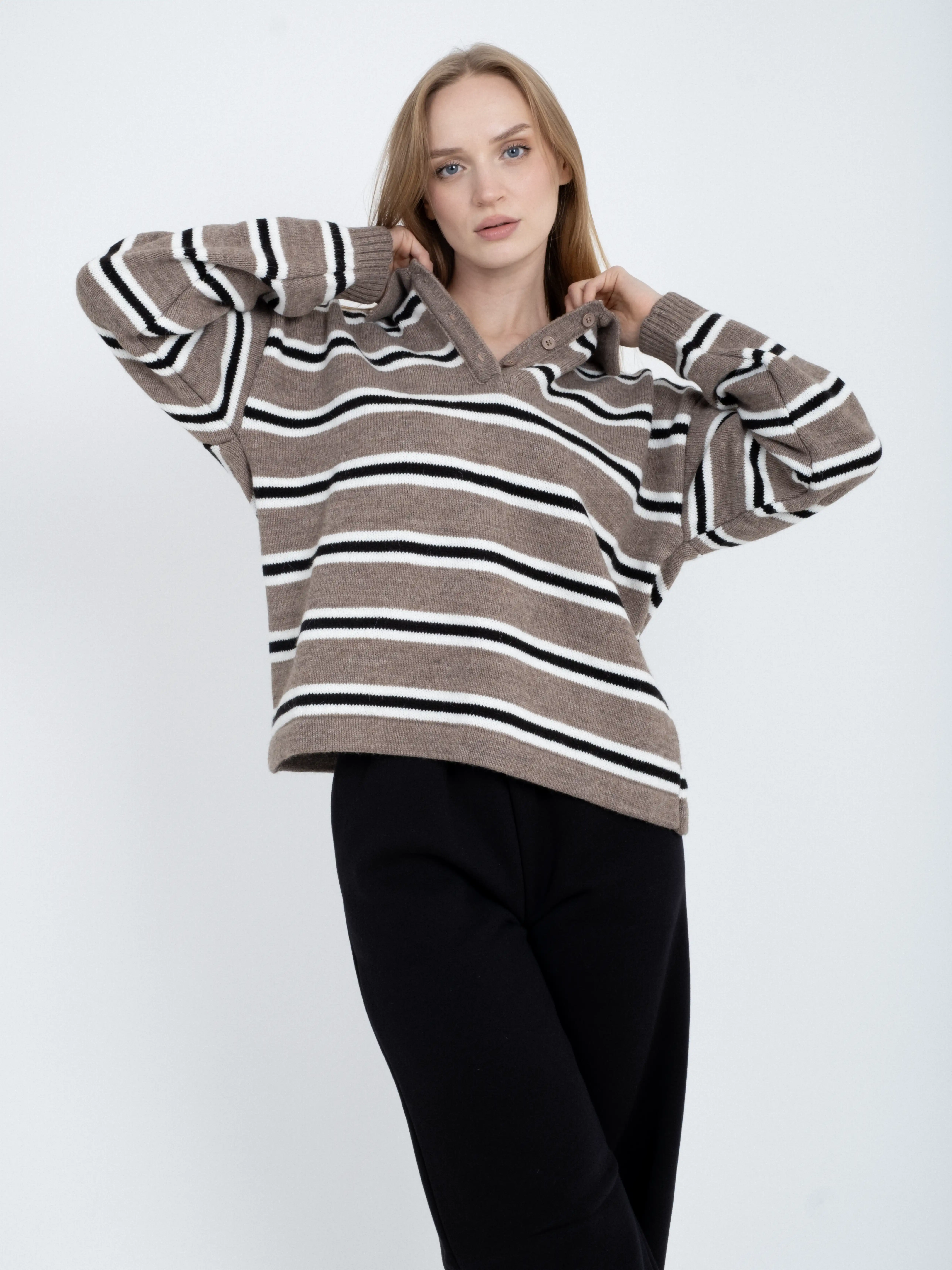 Çizgili Düğmeli Polo Yaka Triko Kazak