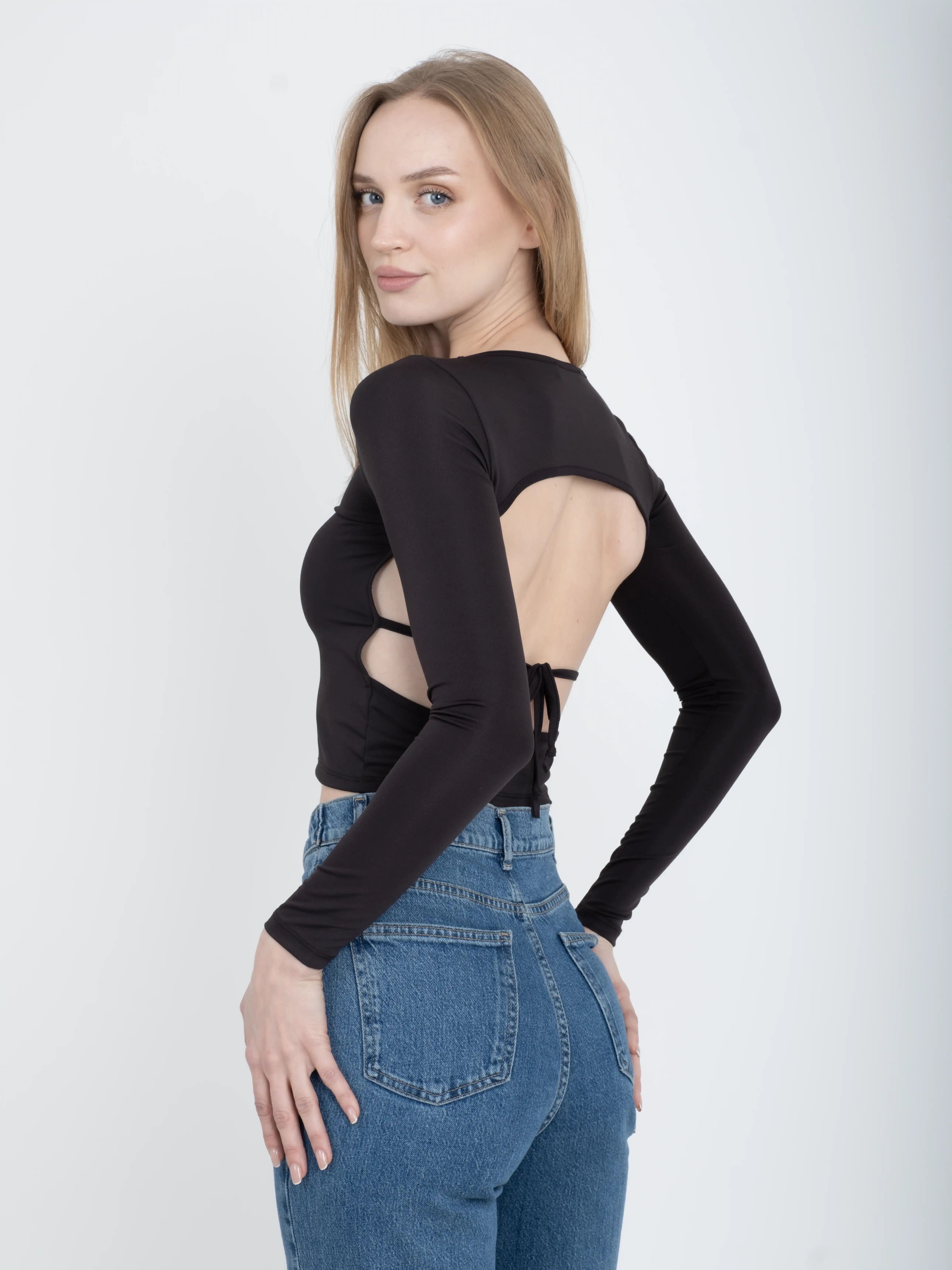 Bisiklet Yaka Sırt Dekolteli Uzun Kollu Body