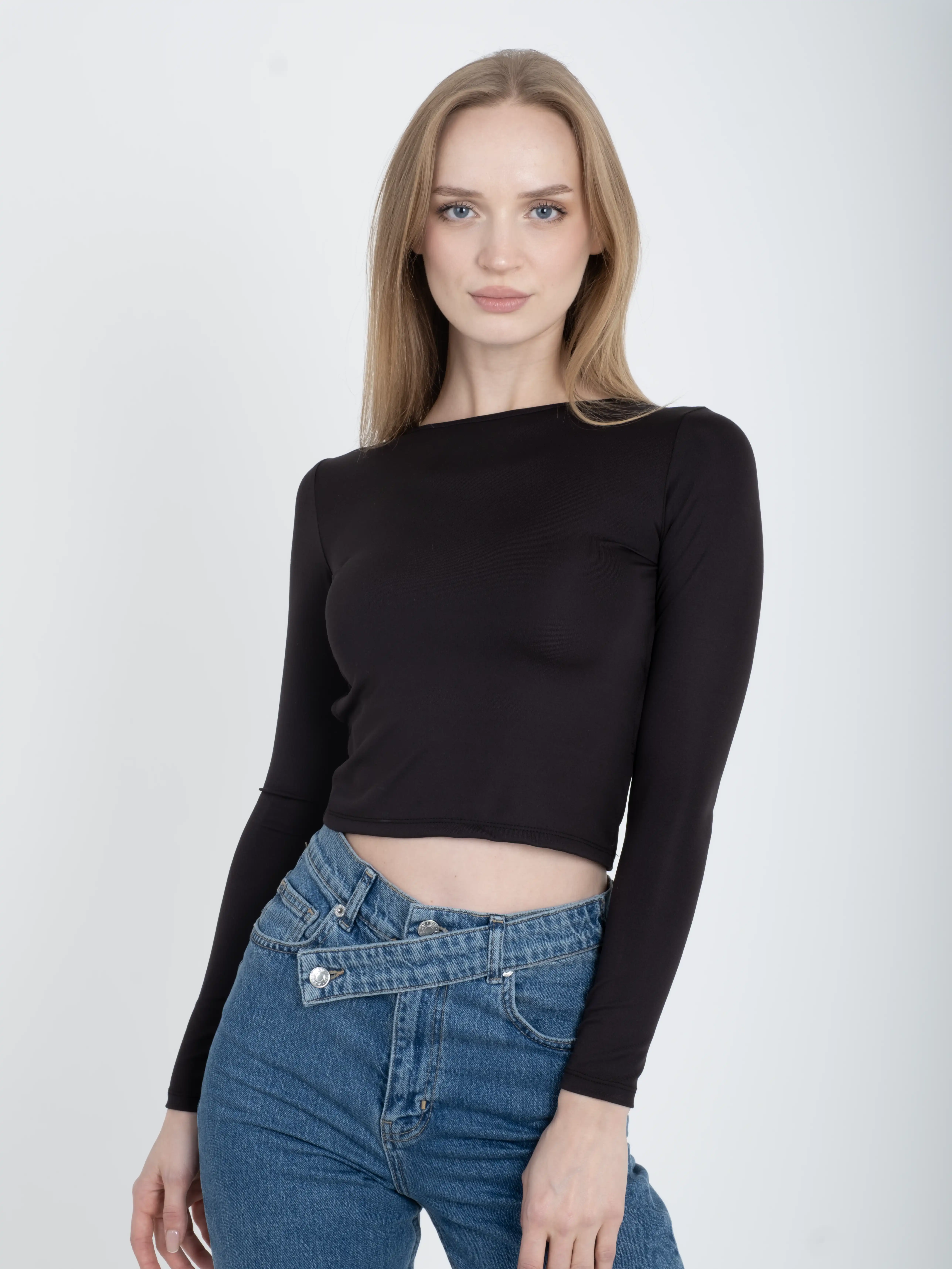 Bisiklet Yaka Sırt Dekolteli Uzun Kollu Body