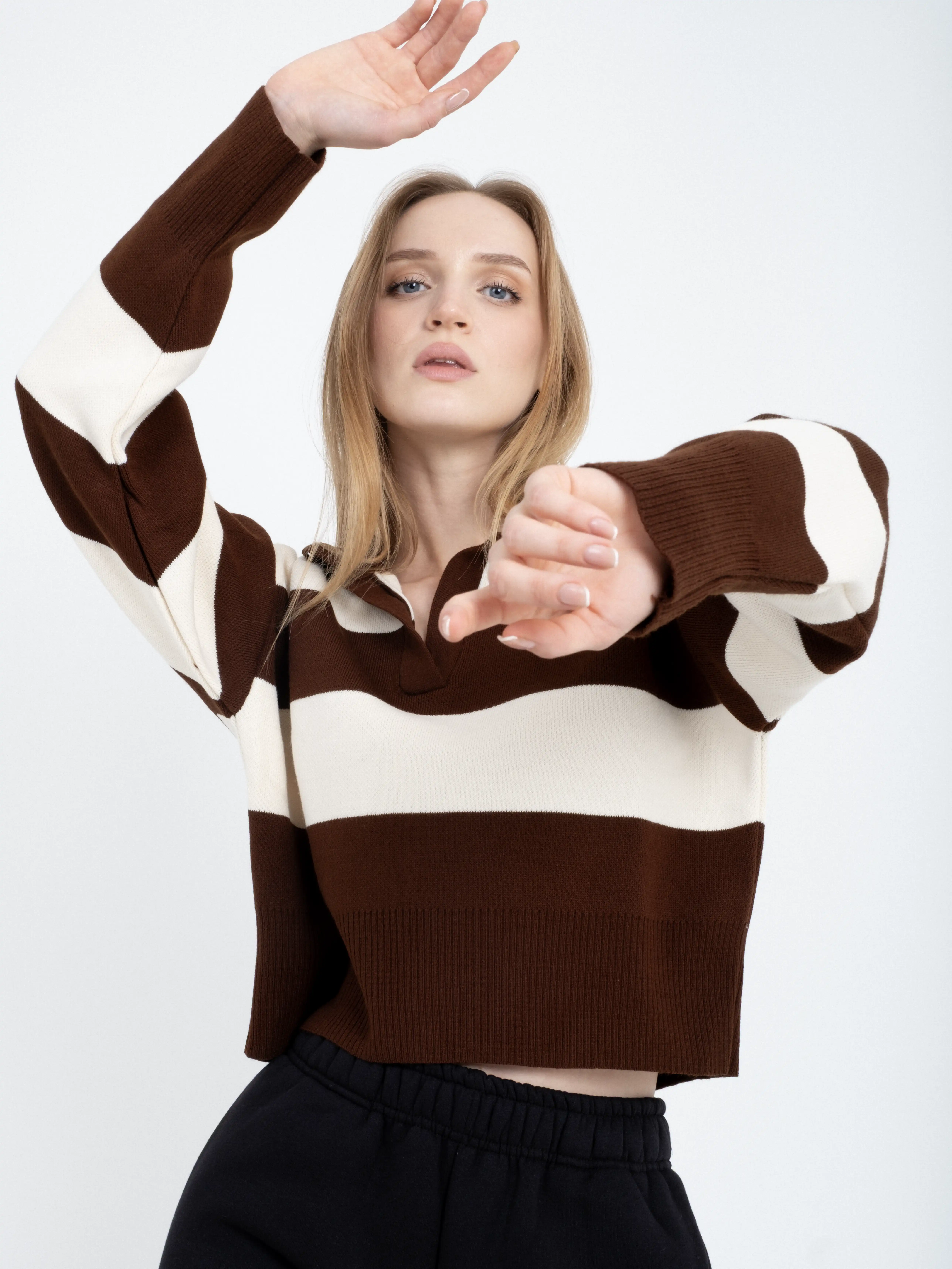 Çizgili Desenli Uzun Kollu Triko Kazak