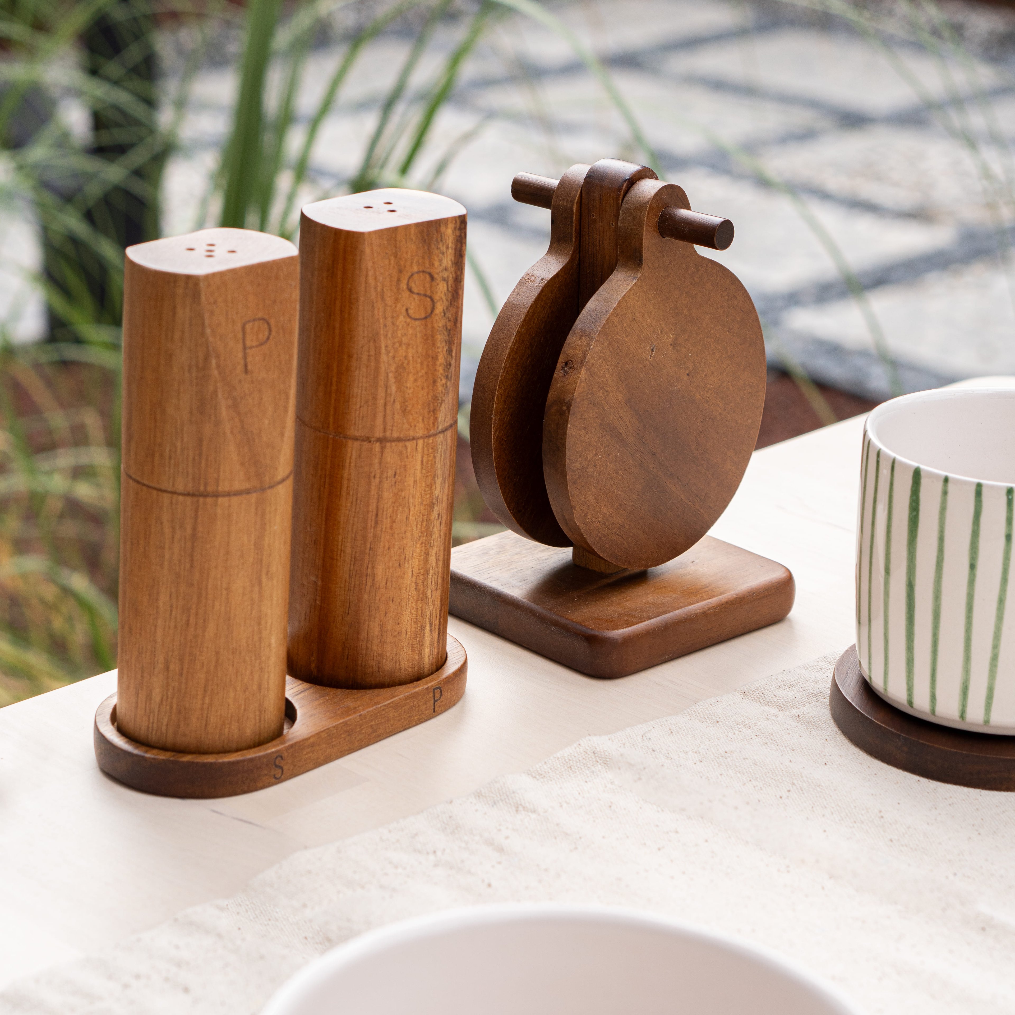 Acacia Naturel Salt and Pepper Set