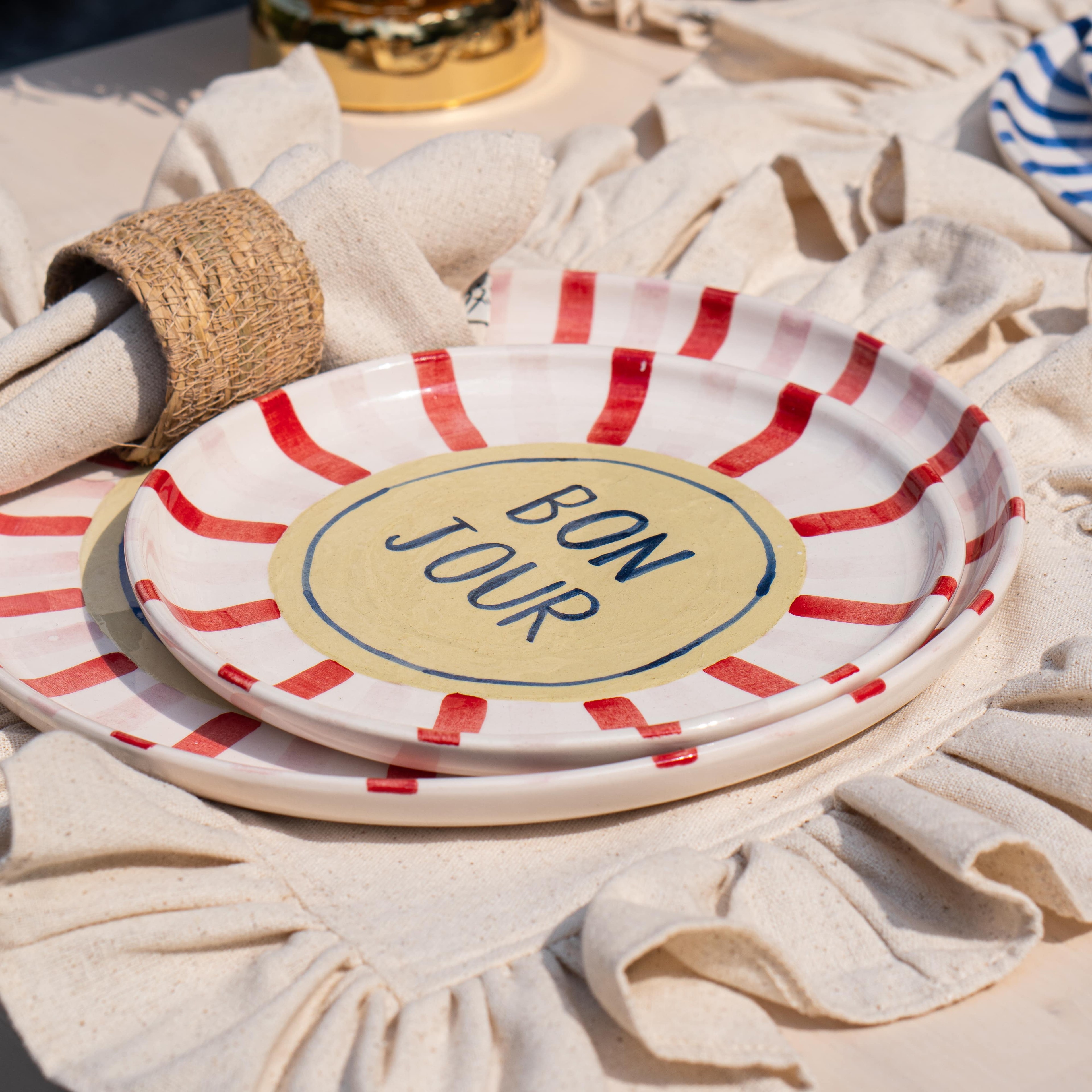 Natural Ruffled Rectangular Linen Placemat 40x30 cm