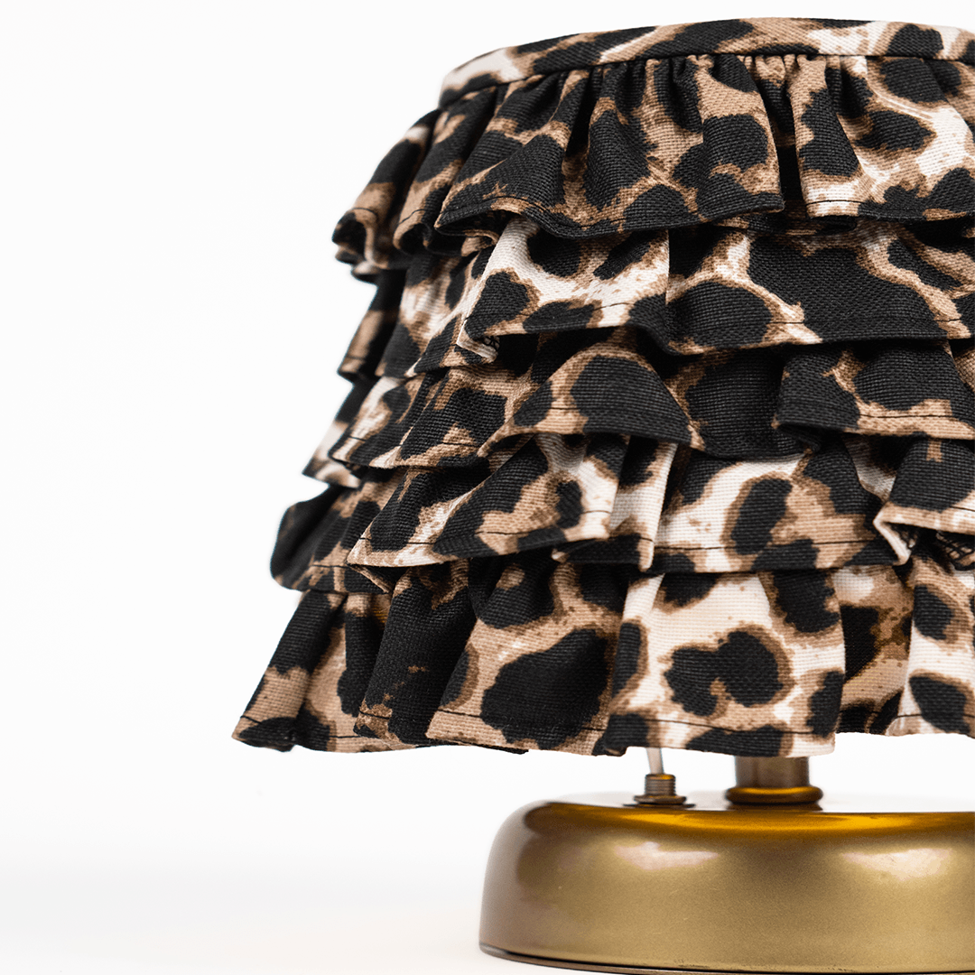 Leopar Fırfırlı Masa Lambası