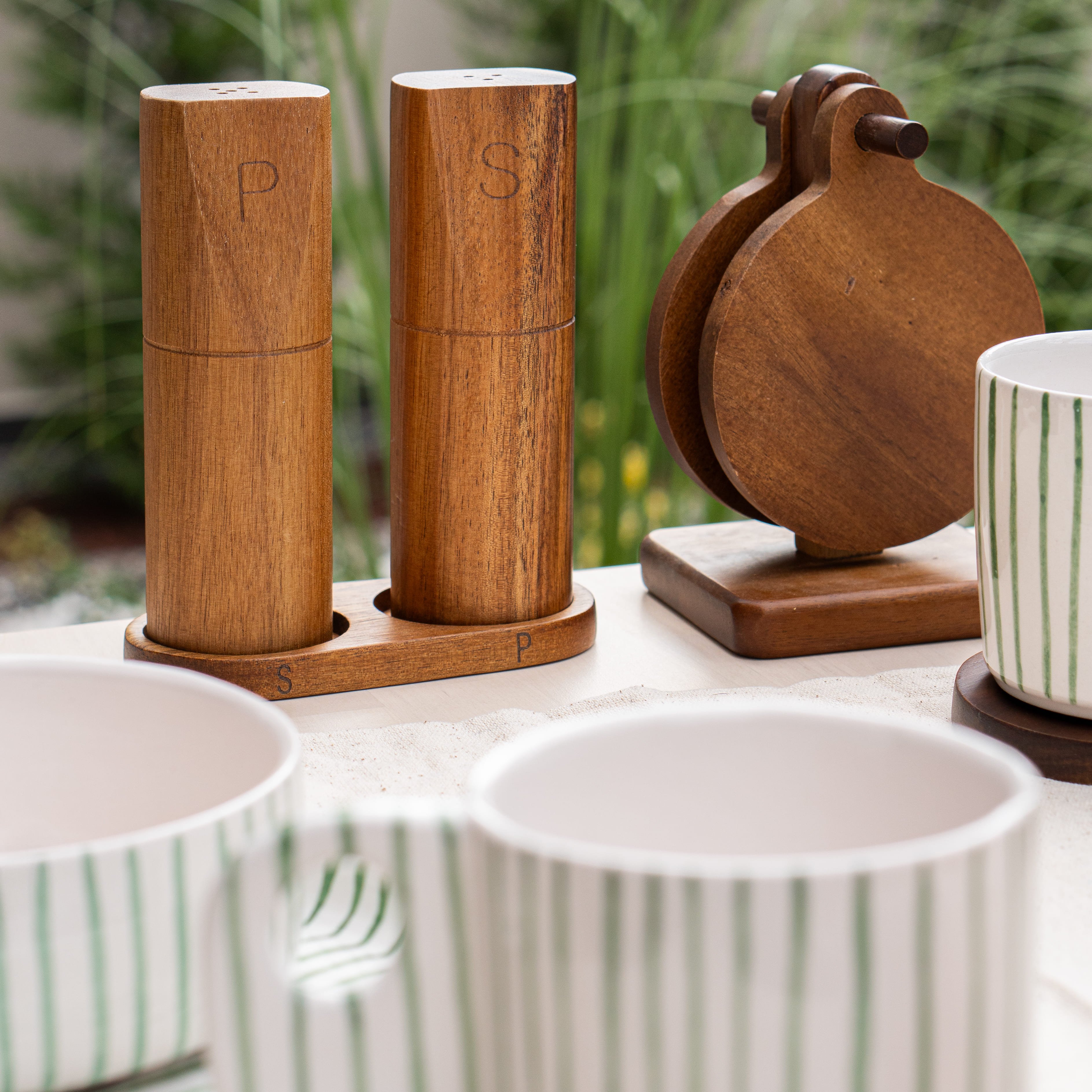 Acacia Naturel Salt and Pepper Set