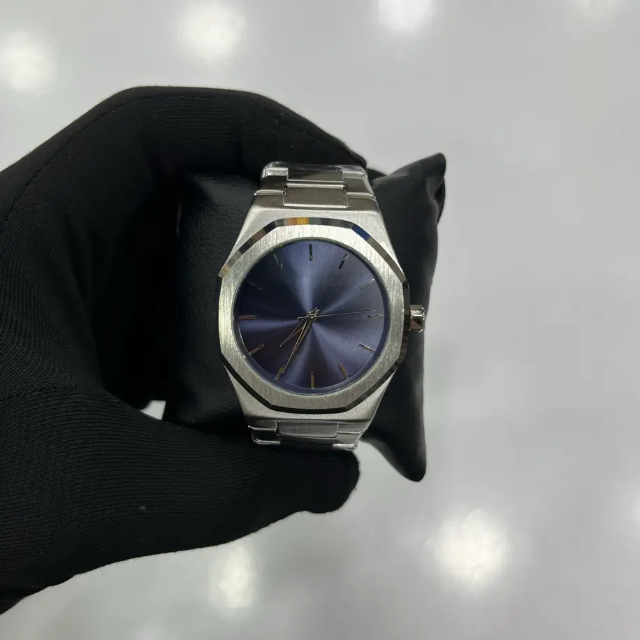 Anthracite Steel Edition – Fırçalanmış Çelik Modern Erkek Saati · 2
