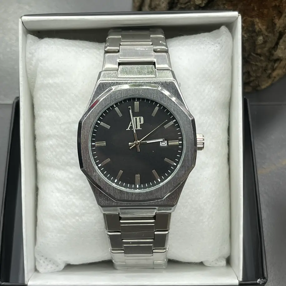 AP Tasarım Silver Metal Kordon Erkek Kol Saati · 2