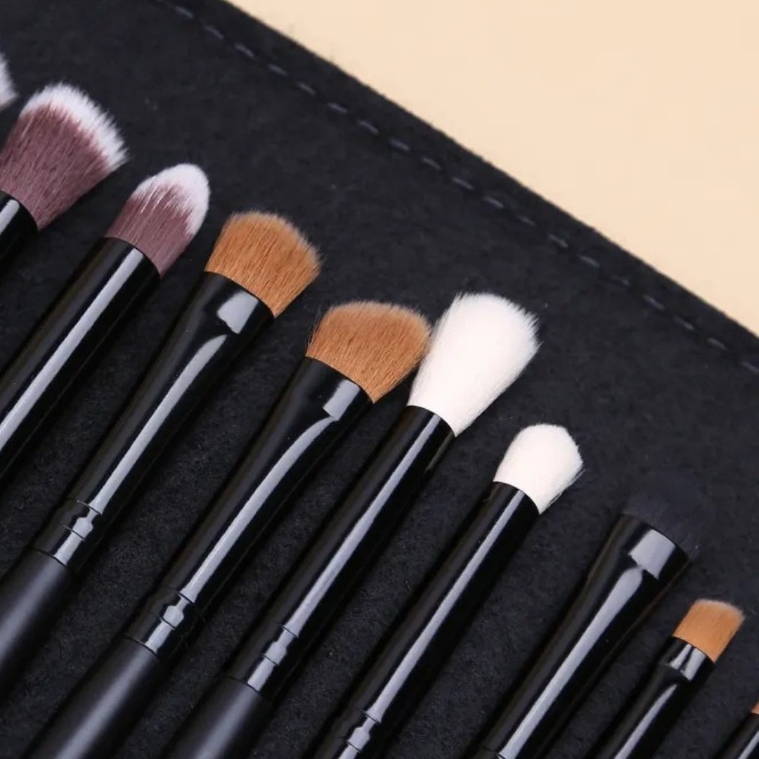 18 Parça Pro Kabuki Makyaj Fırça Seti