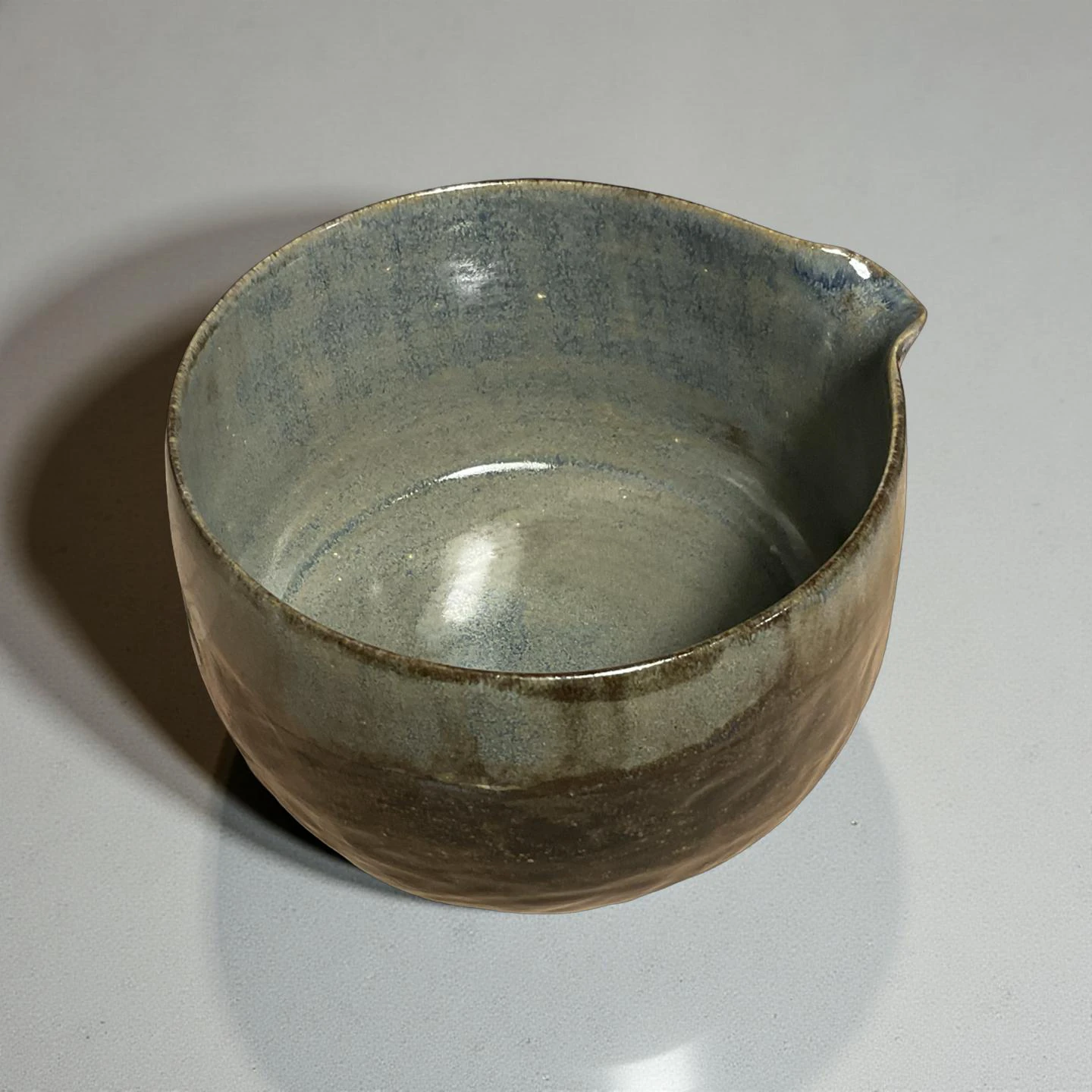 Yama Kiri – Dağ Sisi- El Yapımı Seramik Matcha Kasesi (Chawan)