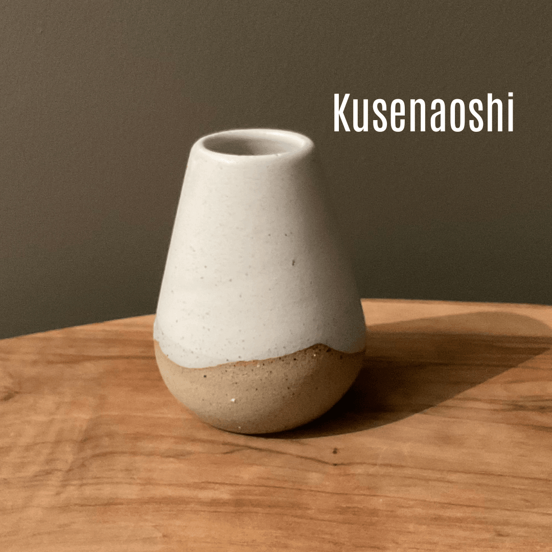 Kusenaoshi – El Yapımı Seramik Çırpıcı Standı