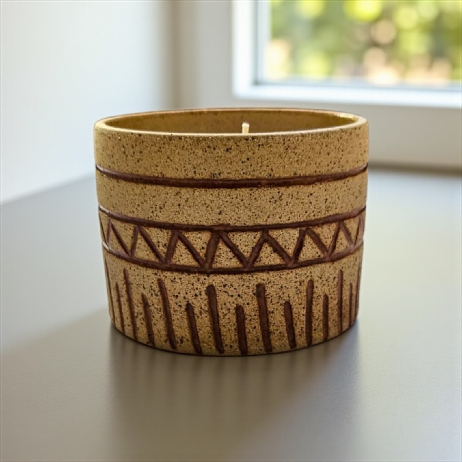Sandlewood - Glow in Clay Mum